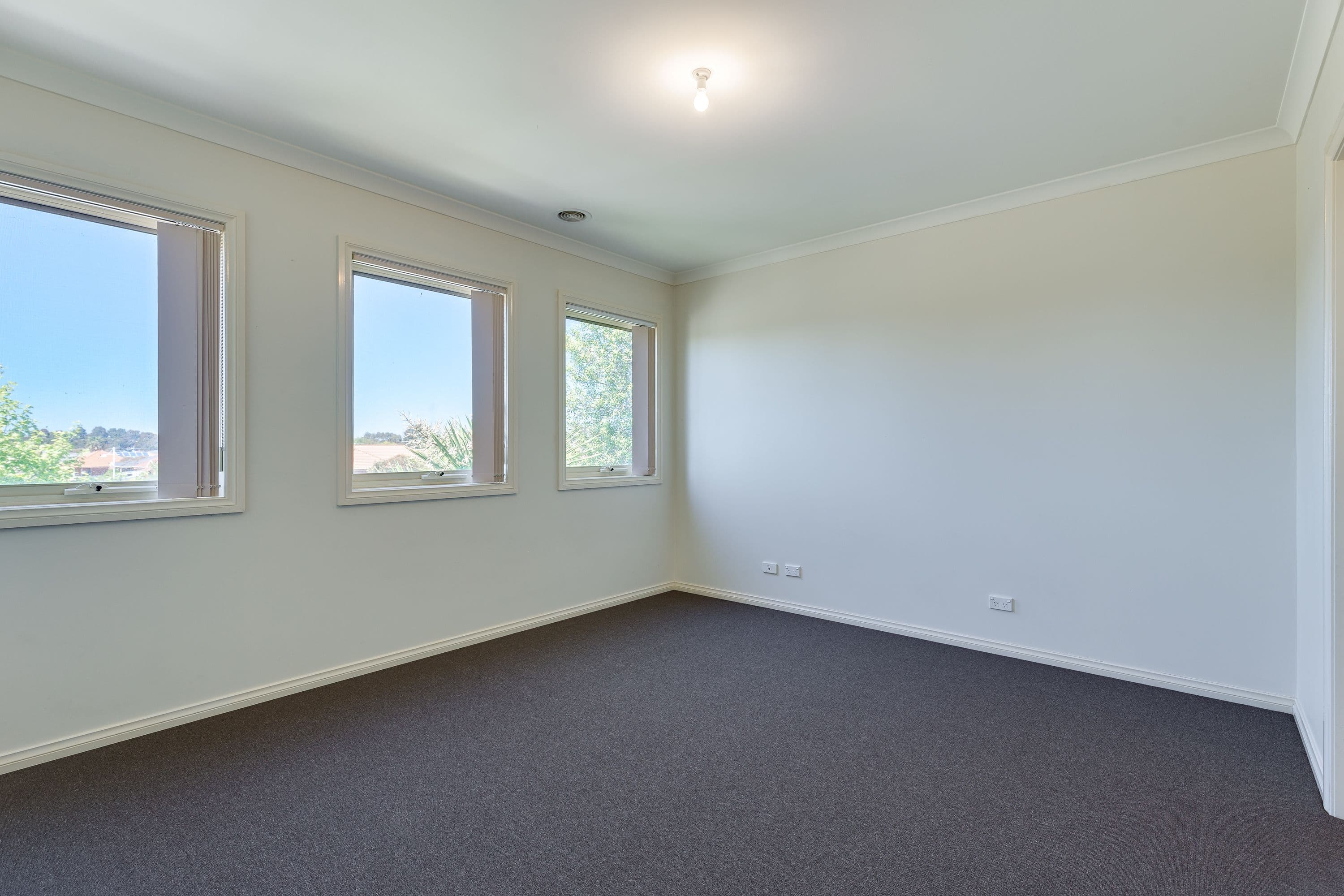 165 The Lakes Boulevard, South Morang VIC 3752, South Morang - Thumbnail 7