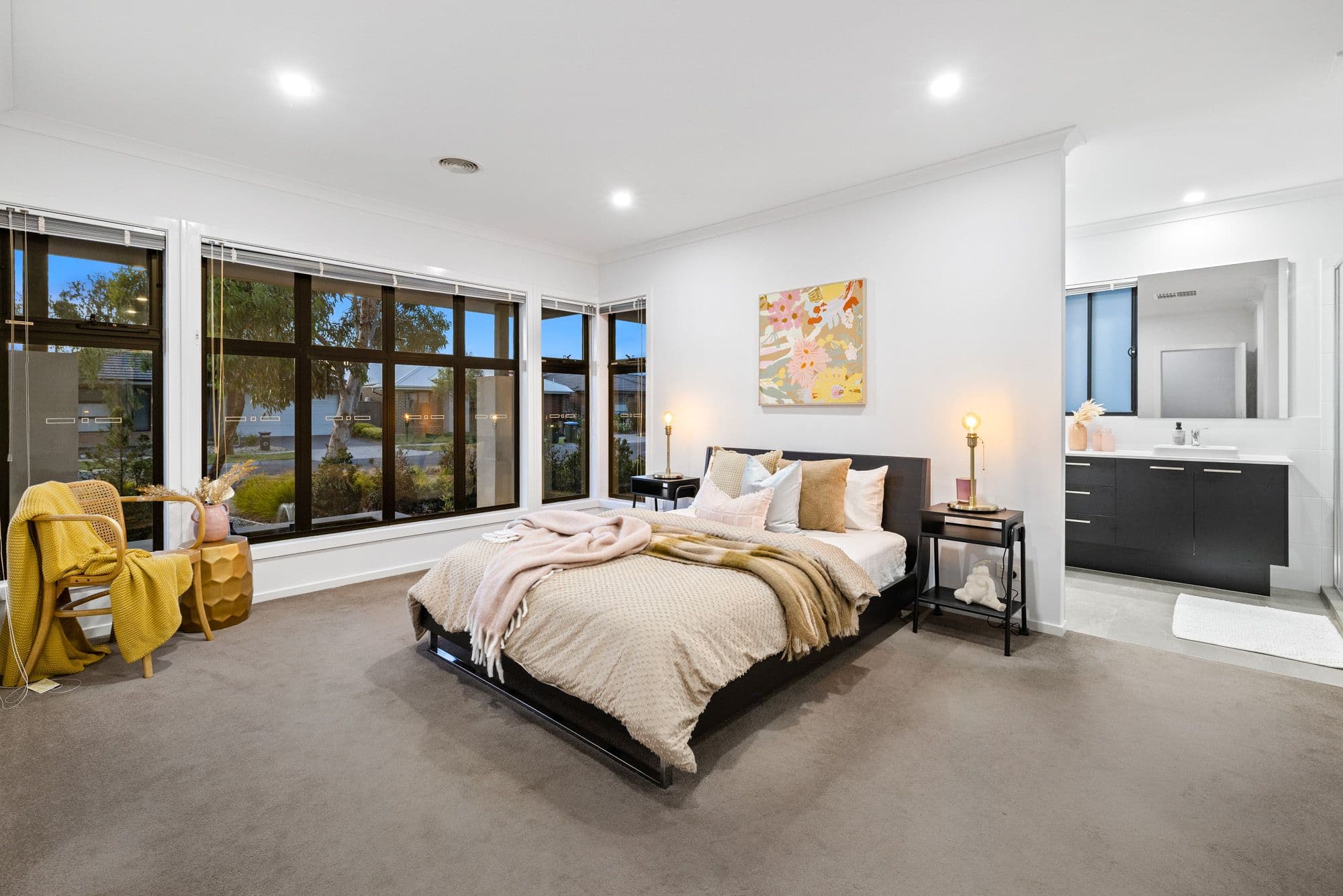 10 Taworri Crescent, Werribee VIC 3030, Werribee - Thumbnail 3