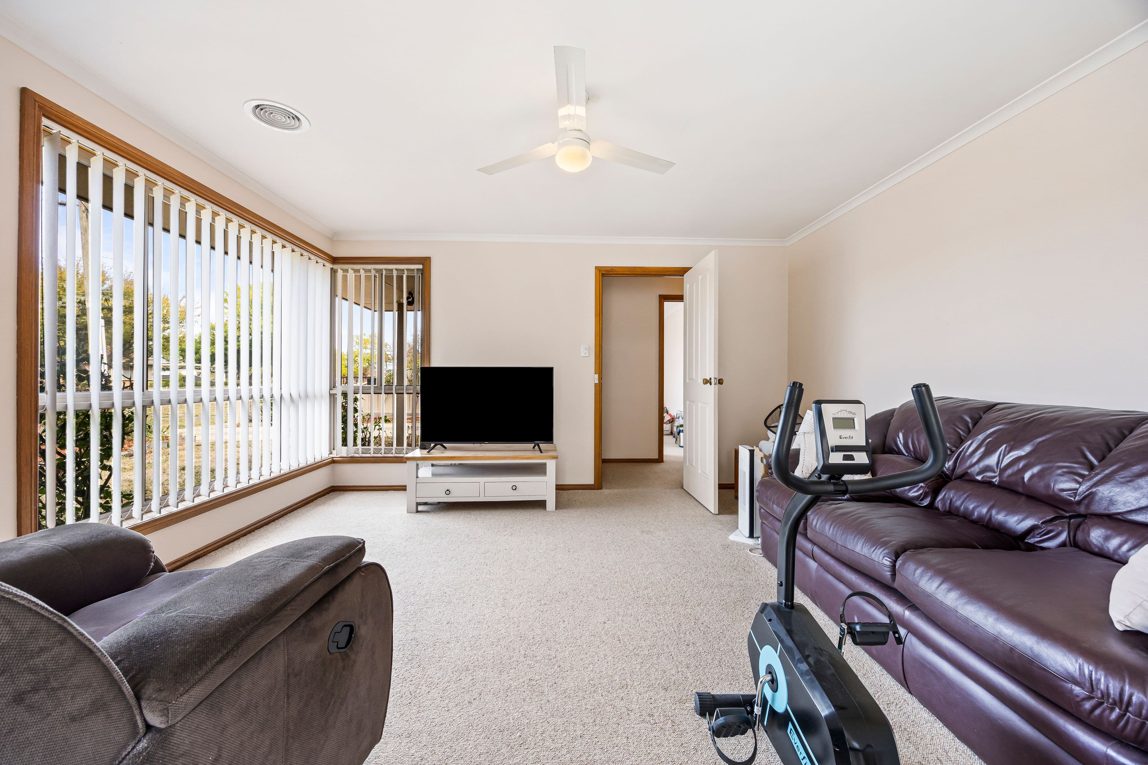 906 Talbot Street South, Redan VIC 3350, Redan - Thumbnail 2
