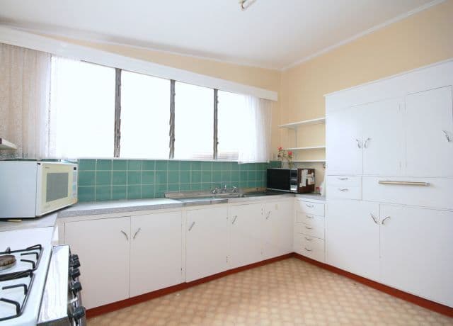 21 Reynolds Avenue, BANKSTOWN NSW 2200, Bankstown - Thumbnail 3