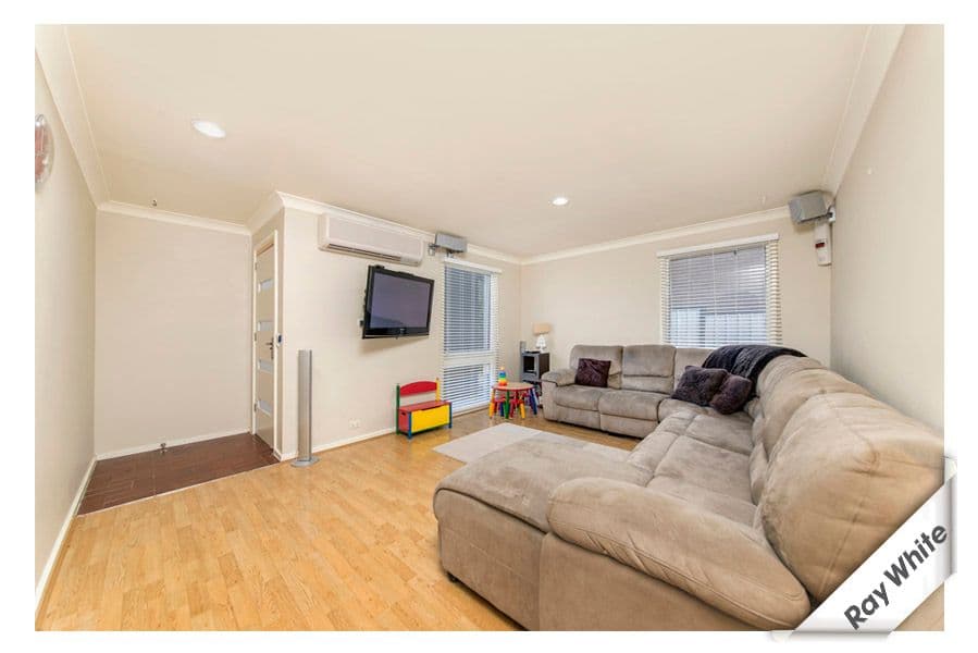 4 Moulder Court, CHARNWOOD ACT 2615, Charnwood - Thumbnail 5