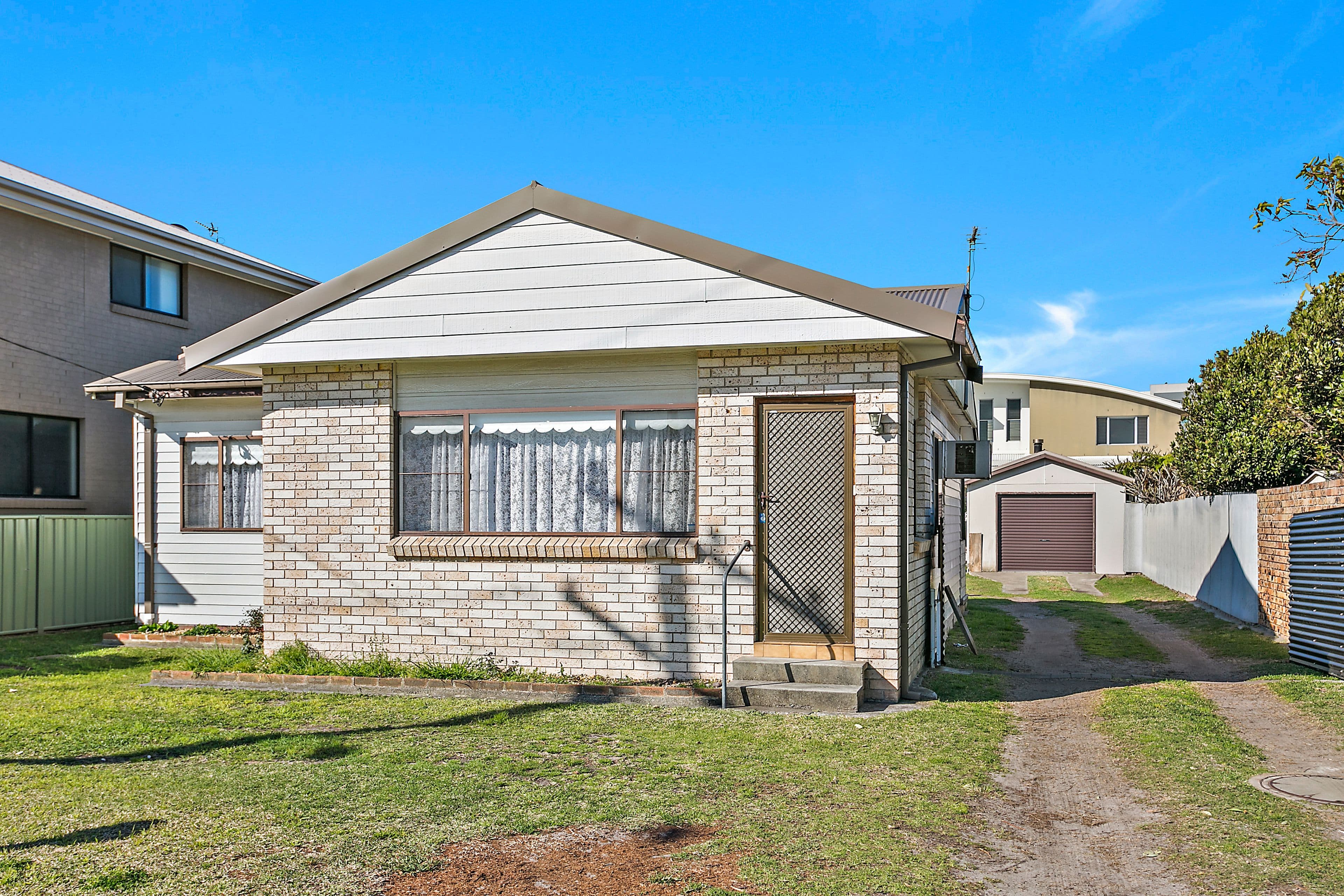131 Osborne Parade, Warilla - Thumbnail 2