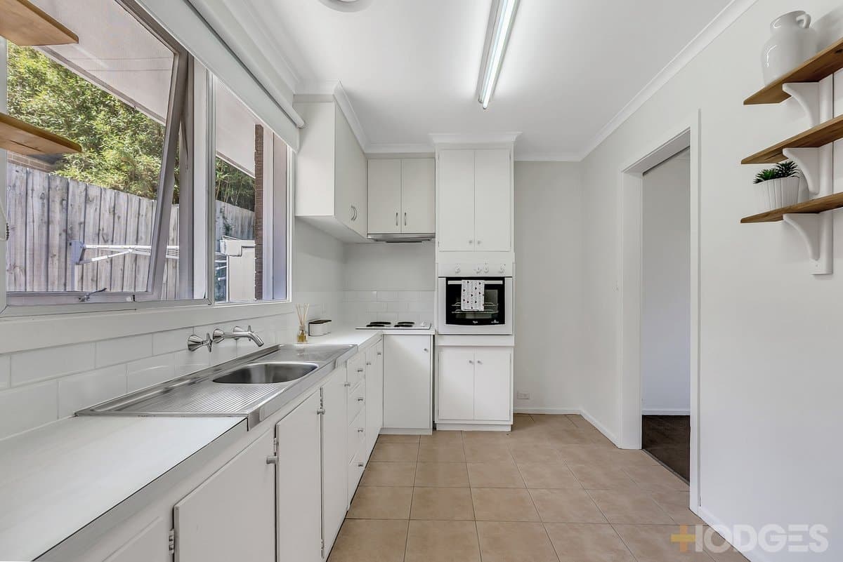 2 / 29 Bourke Street, Mentone, VIC, 3194, Mentone - Thumbnail 3