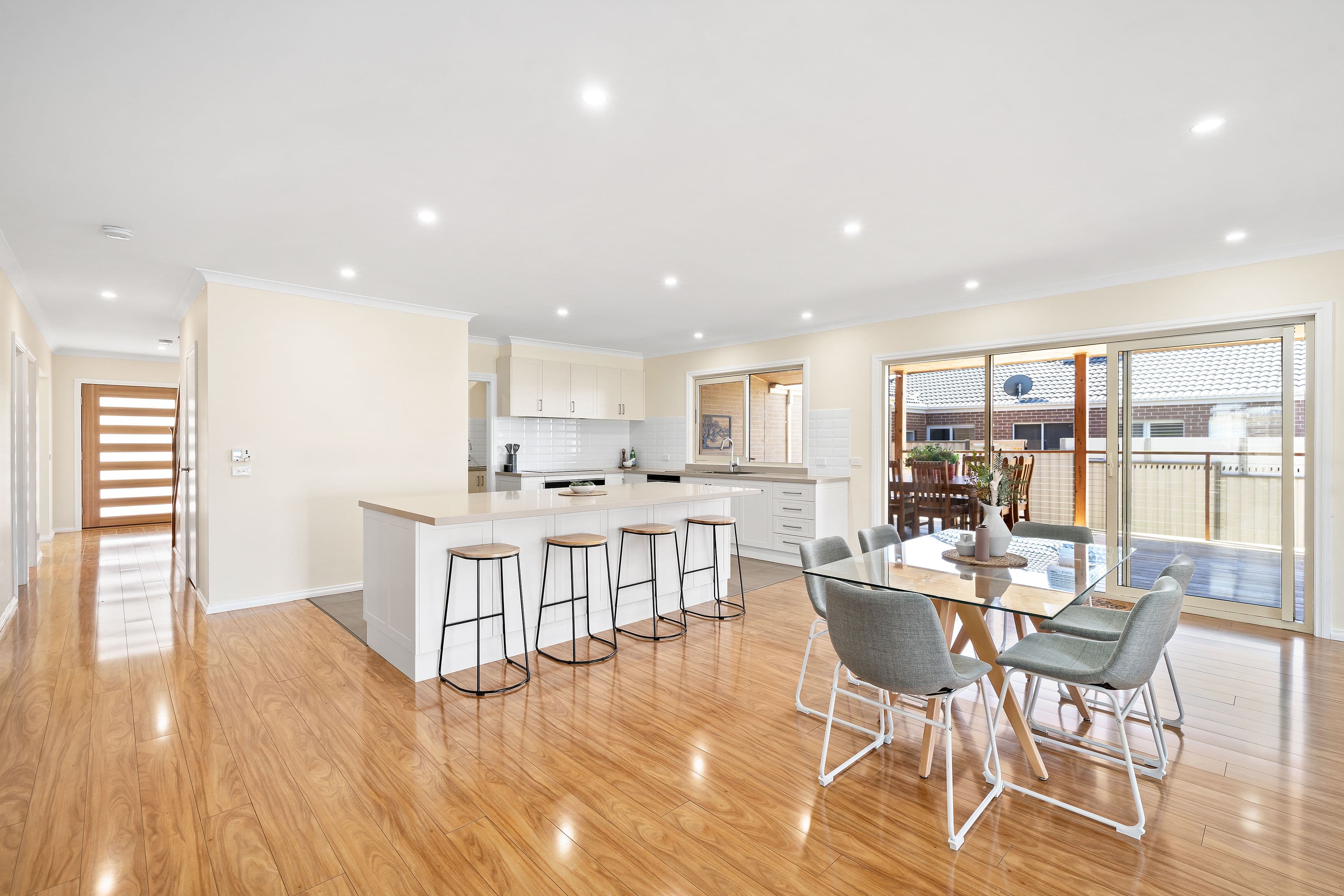 3 Fentonhill Parade, Sunbury VIC 3429, Sunbury - Thumbnail 4