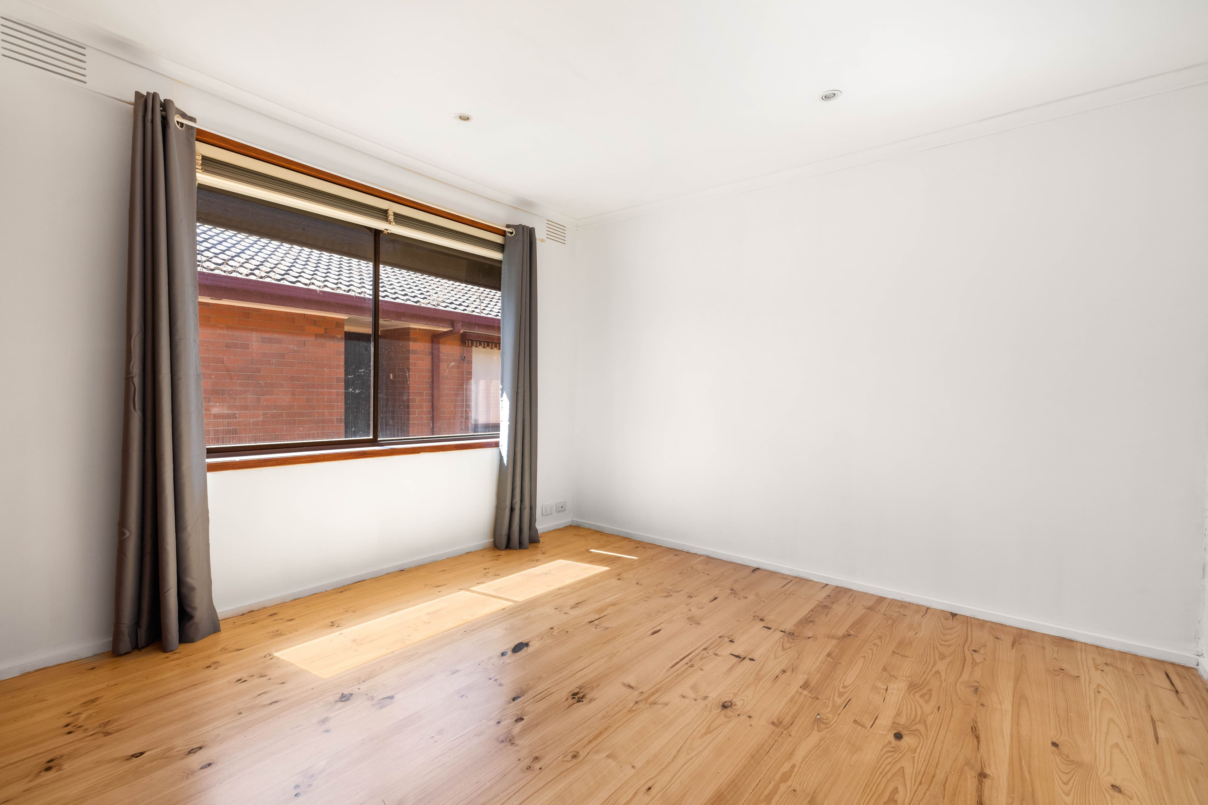 26 Acacia Street, Glenroy VIC 3046, Glenroy - Thumbnail 4