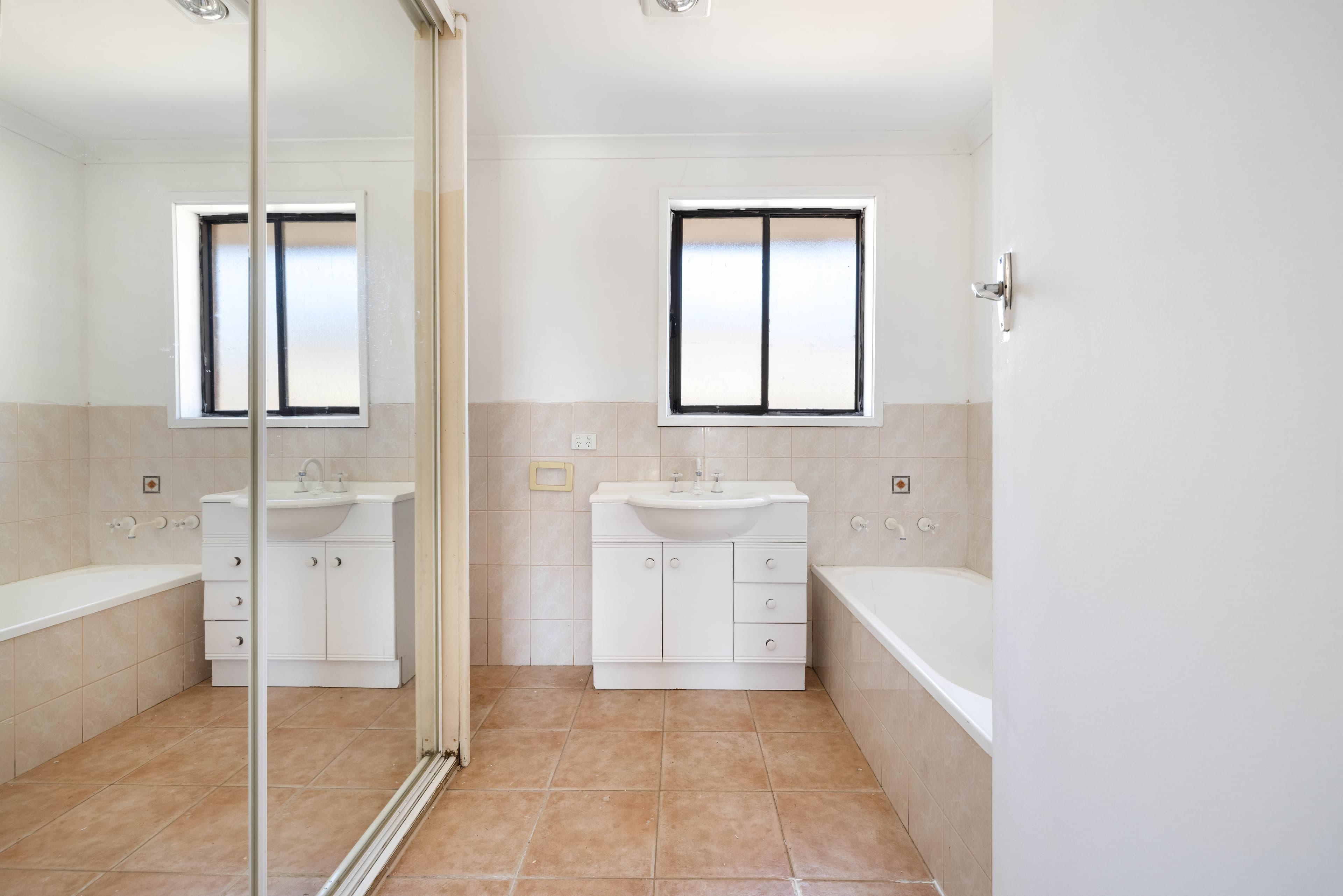 26 Acacia Street, Glenroy VIC 3046, Glenroy - Thumbnail 5