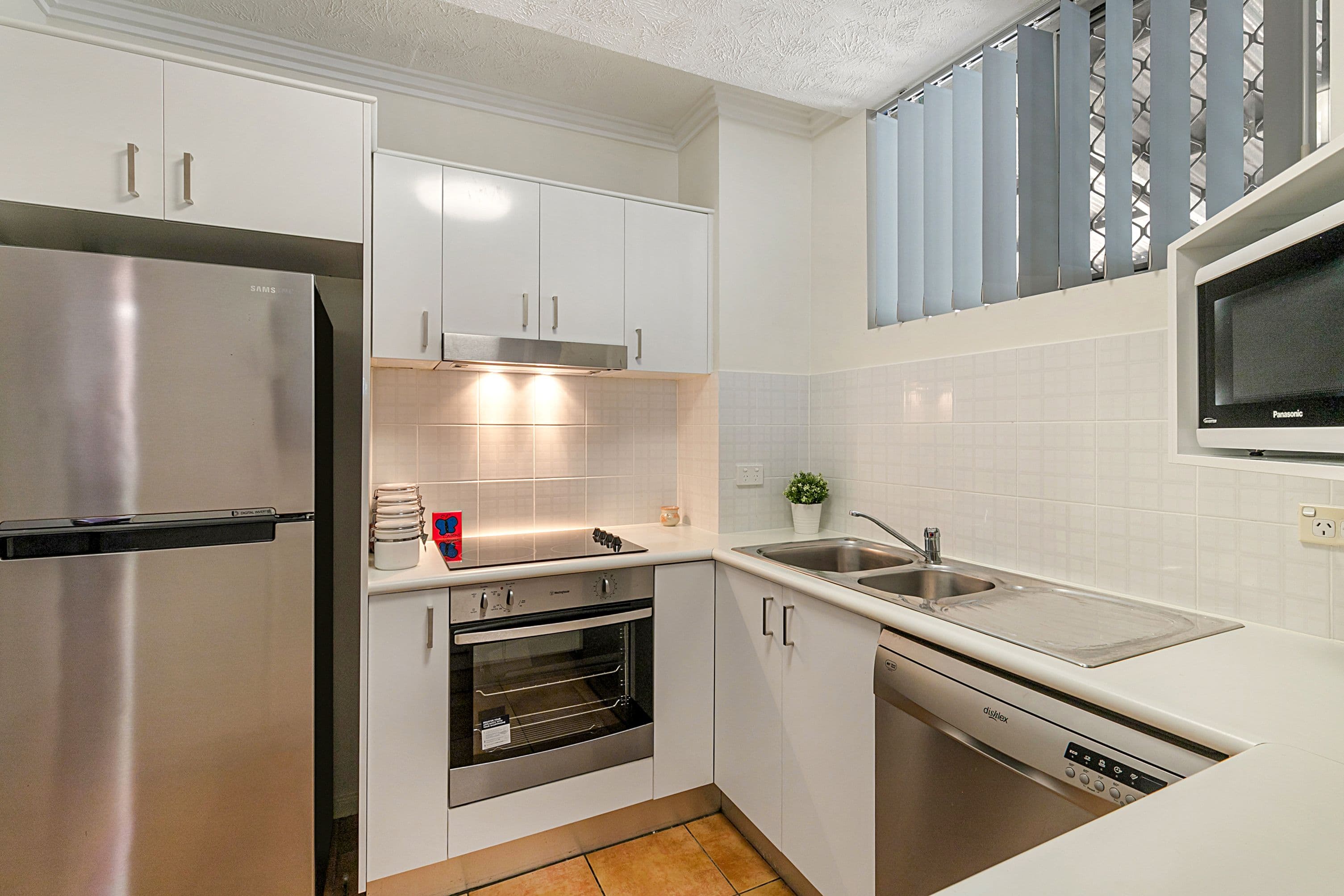 16 Patrick Lane, Toowong QLD 4066, Toowong - Thumbnail 3