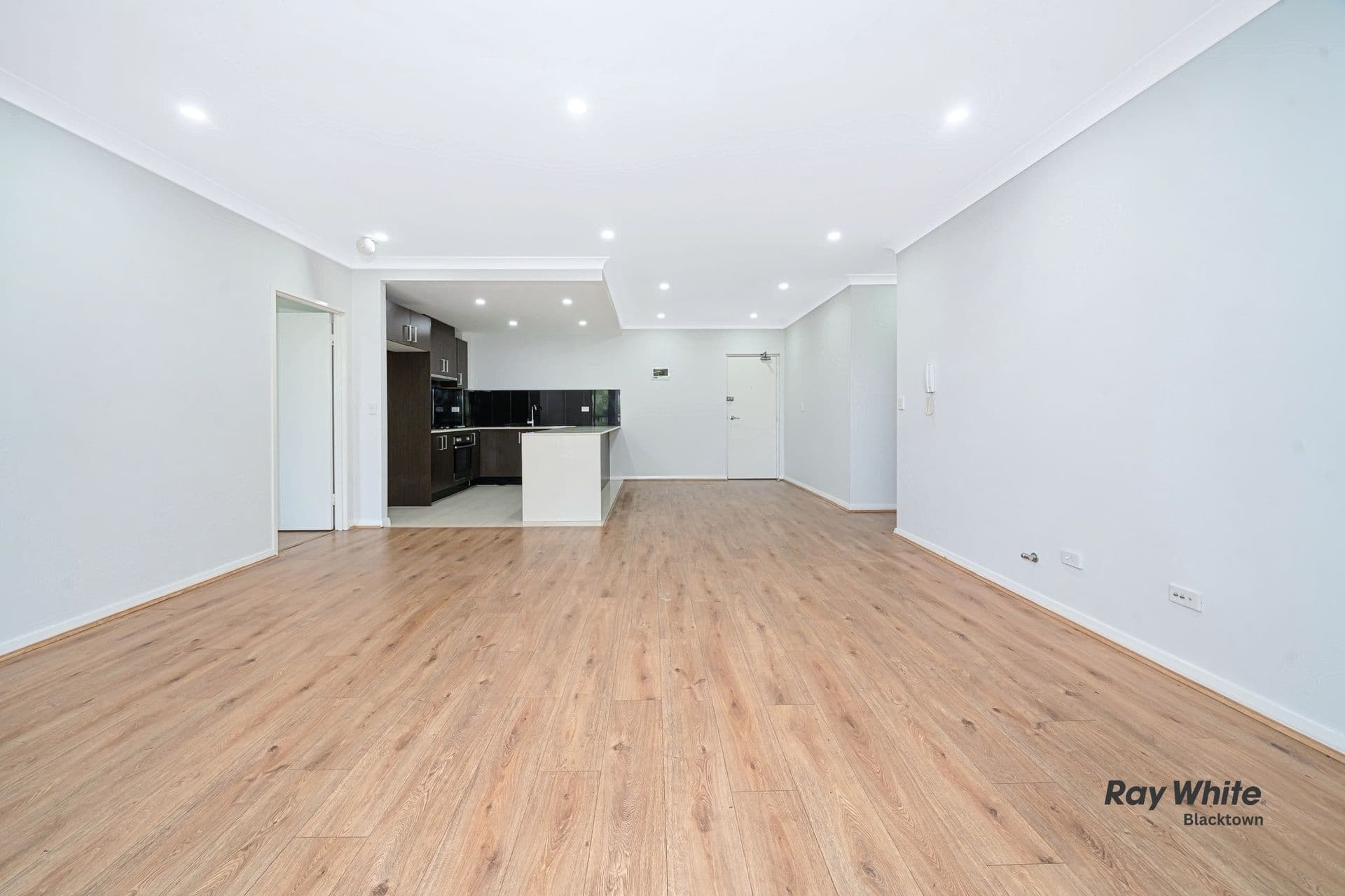 9 Surrey Place, Caroline Springs - Thumbnail 6