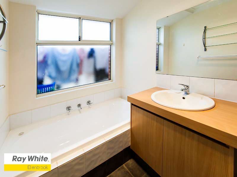 12 Halpin Circle, ELLENBROOK WA 6069, Ellenbrook - Thumbnail 4