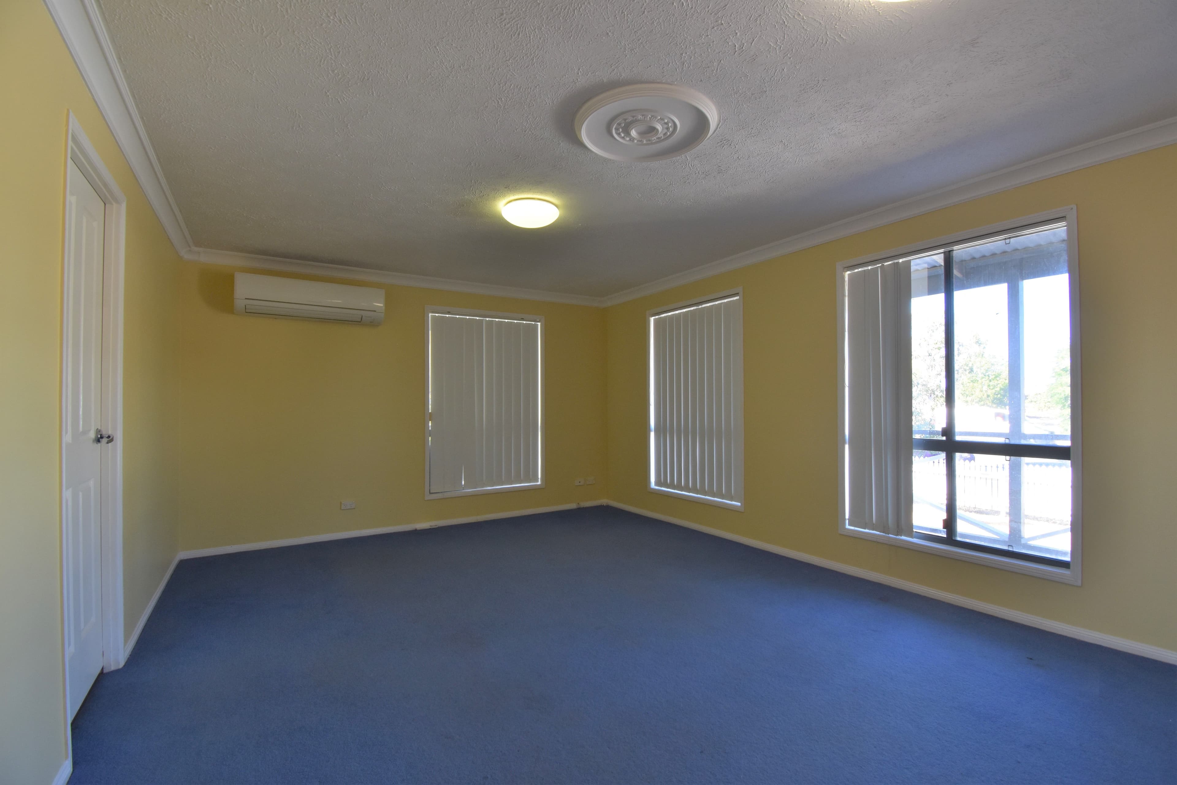 66 Gull Street, Longreach QLD 4730, Longreach - Thumbnail 5