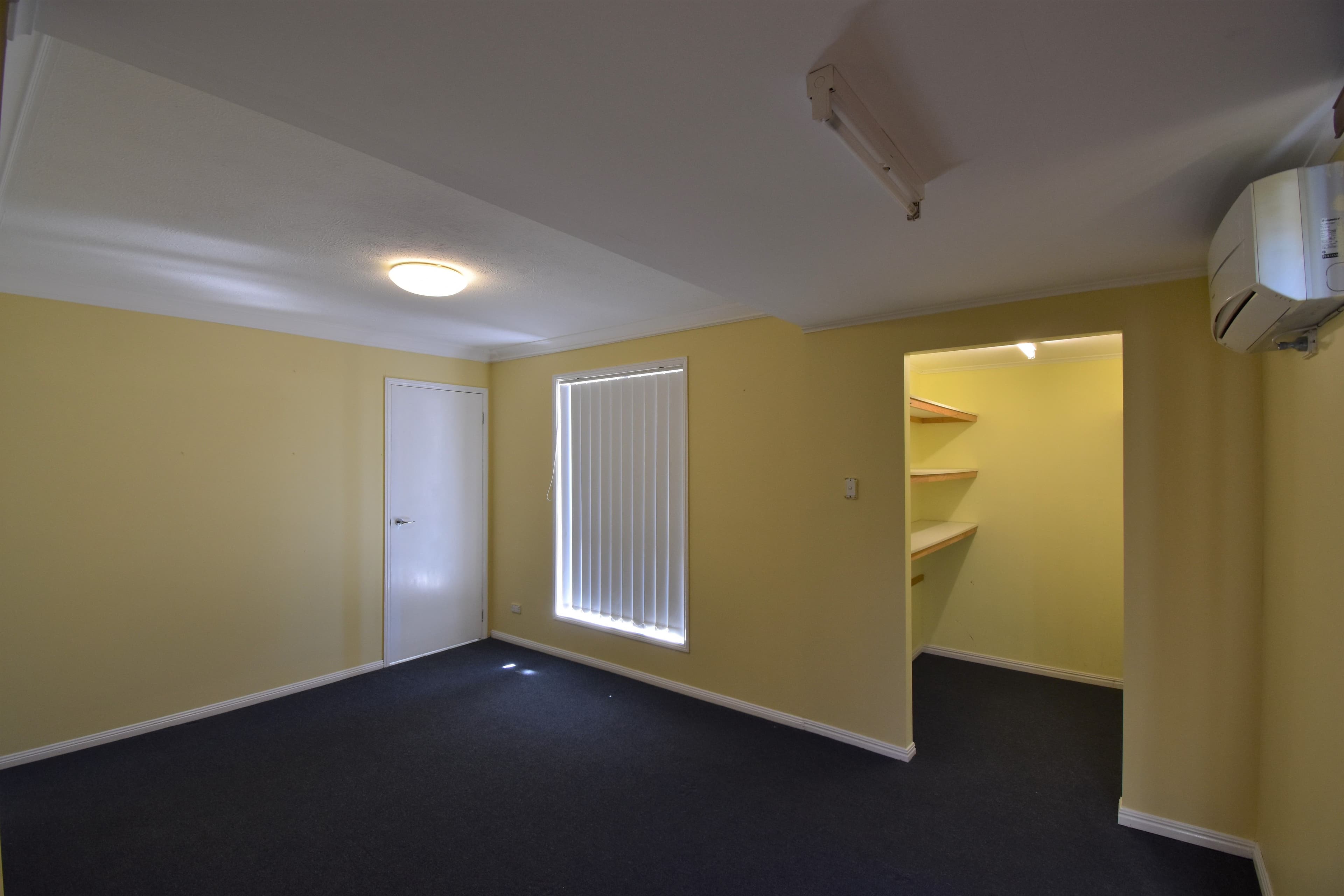 66 Gull Street, Longreach QLD 4730, Longreach - Thumbnail 7