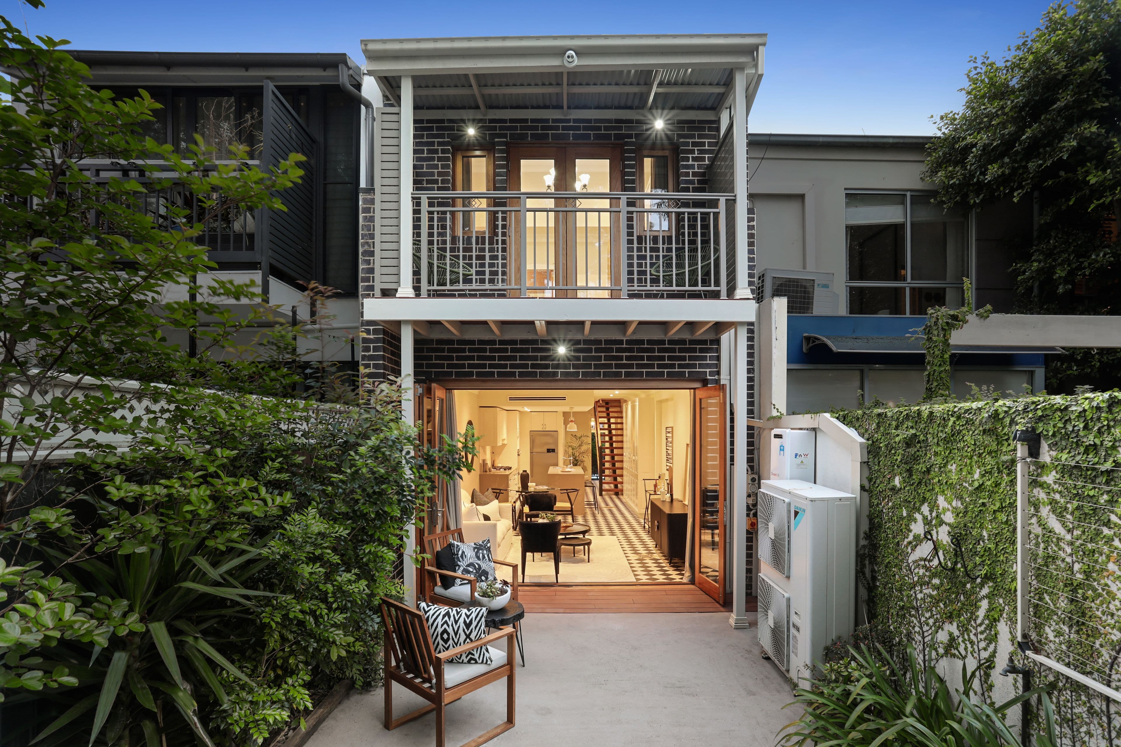 13 Wells Street, Newtown NSW 2042, Newtown - Thumbnail 2