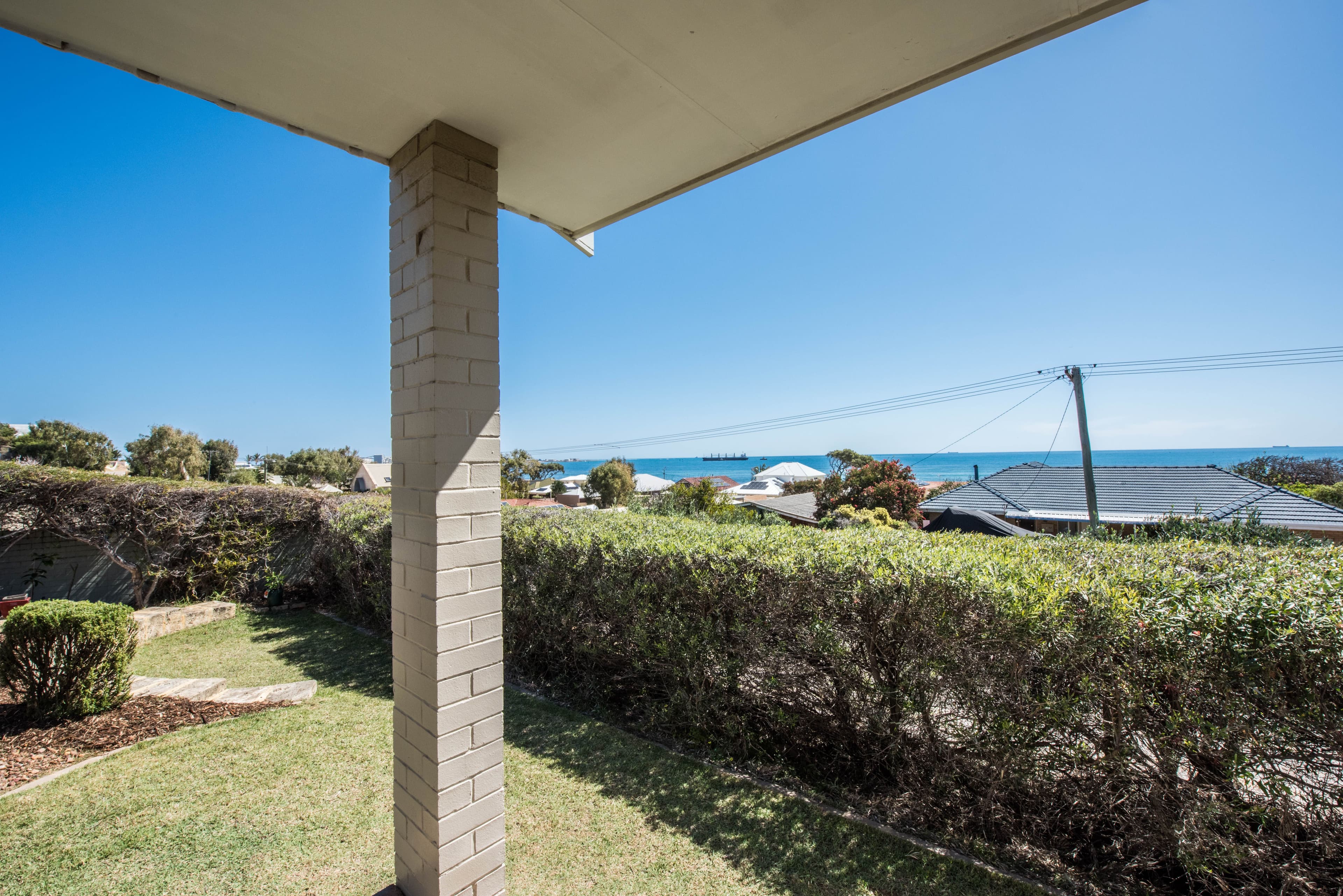 35 Lawrence Street, Blackburn South VIC 3130, Blackburn South - Thumbnail 2