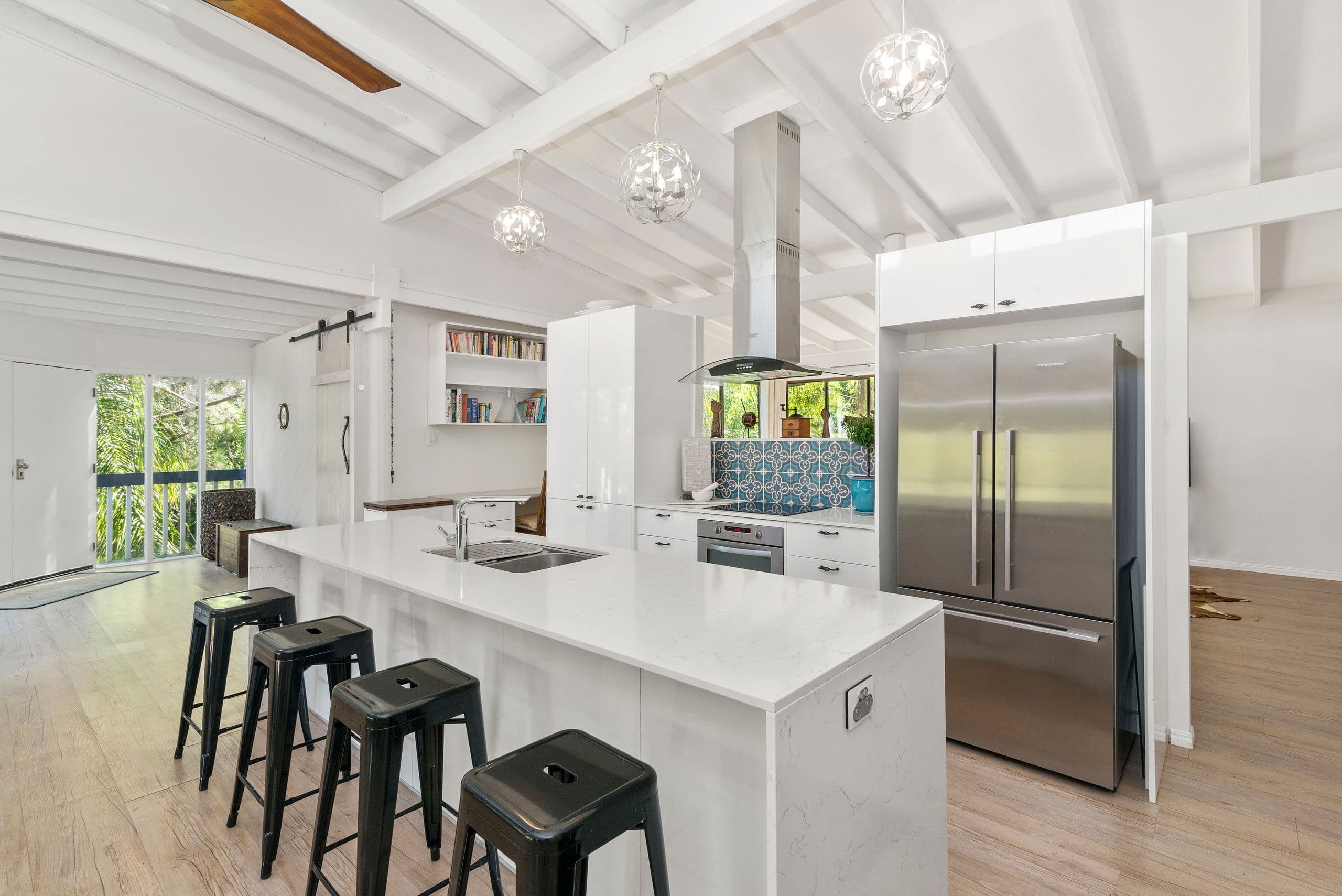 23 Bronhill Street, Currumbin Waters QLD 4223, Currumbin Waters - Thumbnail 3