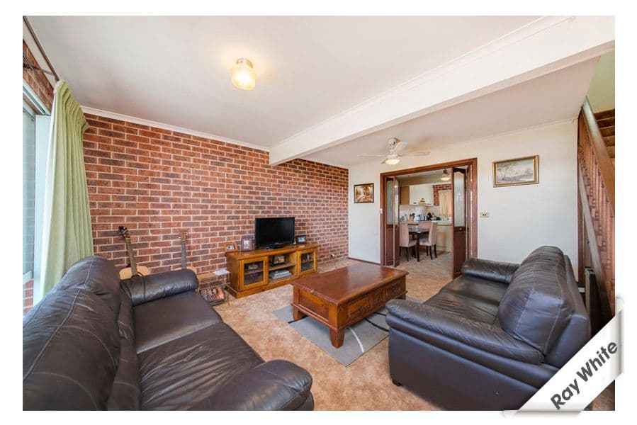 8 Hakea Street, QUEANBEYAN NSW 2620, Queanbeyan - Thumbnail 2