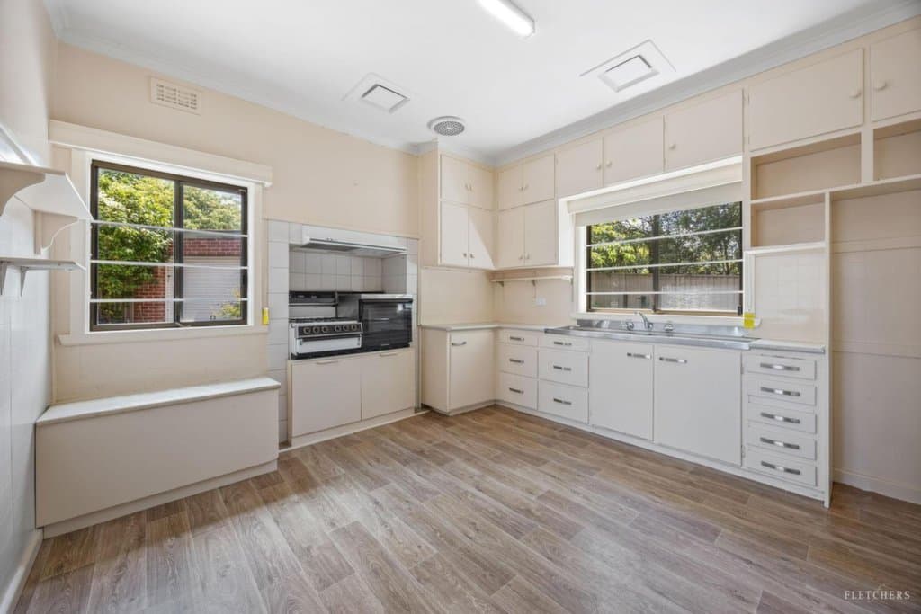 11 Suburban Avenue, Invermay Park - Thumbnail 4