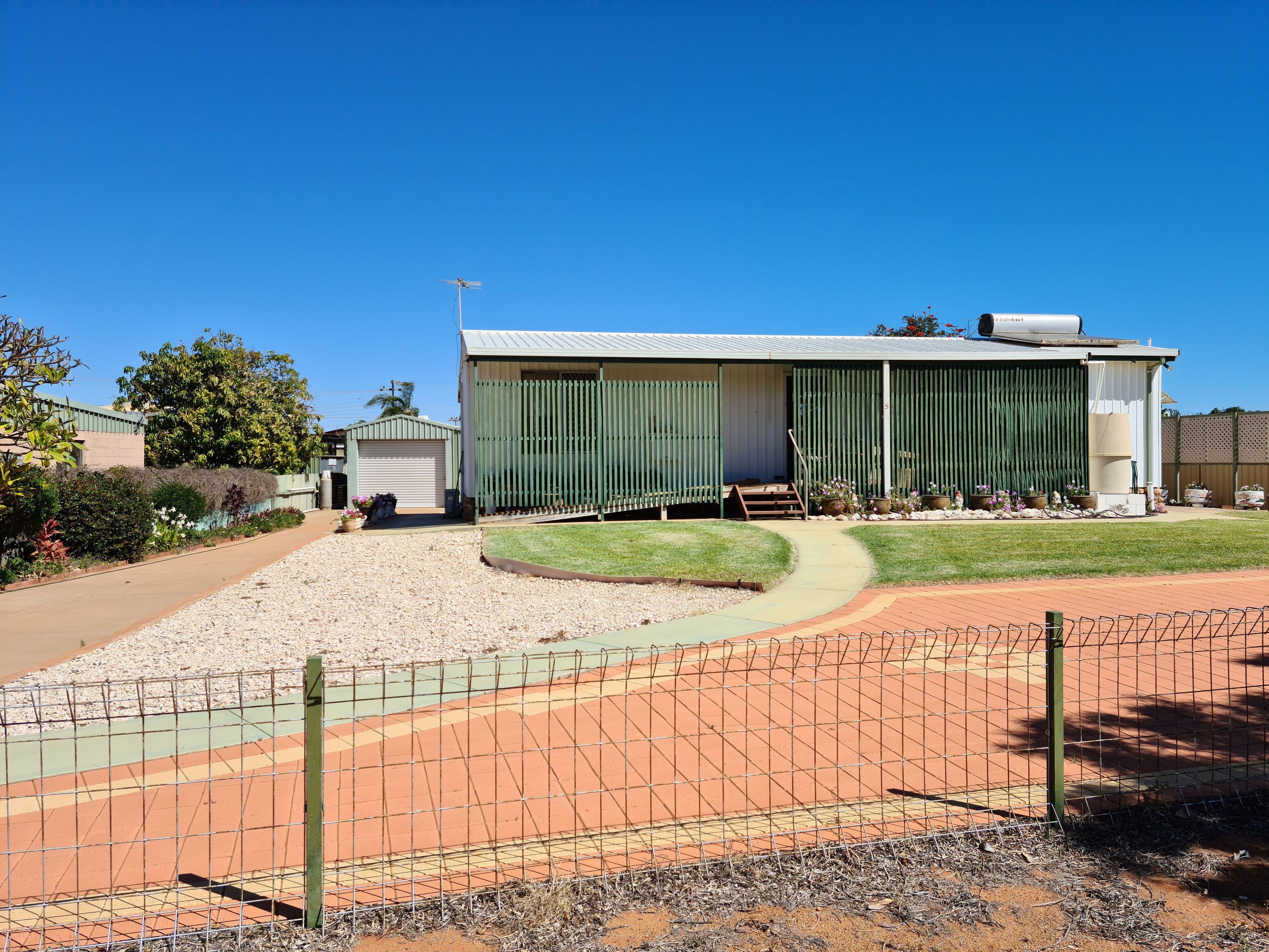 5 Hope Street, Carnarvon WA 6701, East Carnarvon - Image 1