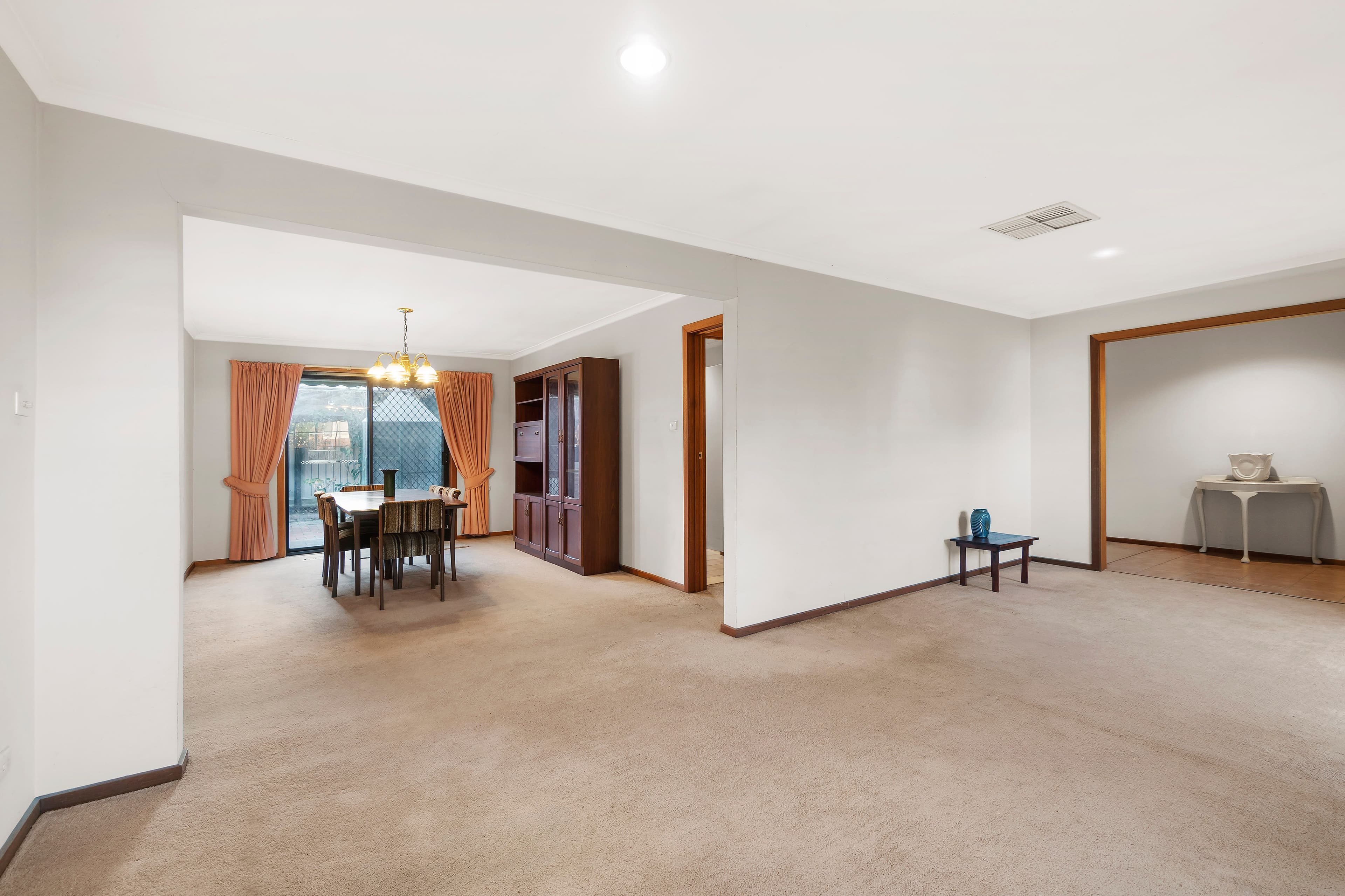 81 Renou Road, Wantirna South VIC 3152, Wantirna South - Thumbnail 3