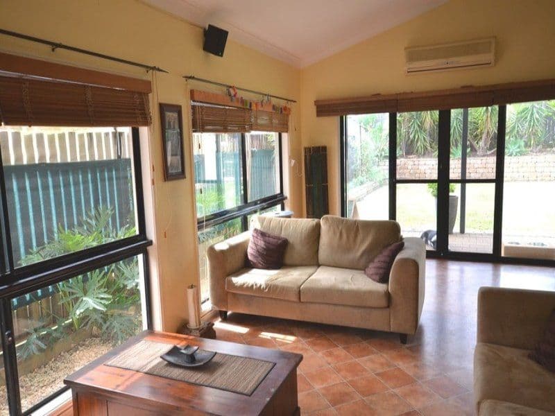 11 Bloomfield Crescent, MOUNT SHERIDAN QLD 4868, Mount Sheridan - Thumbnail 2