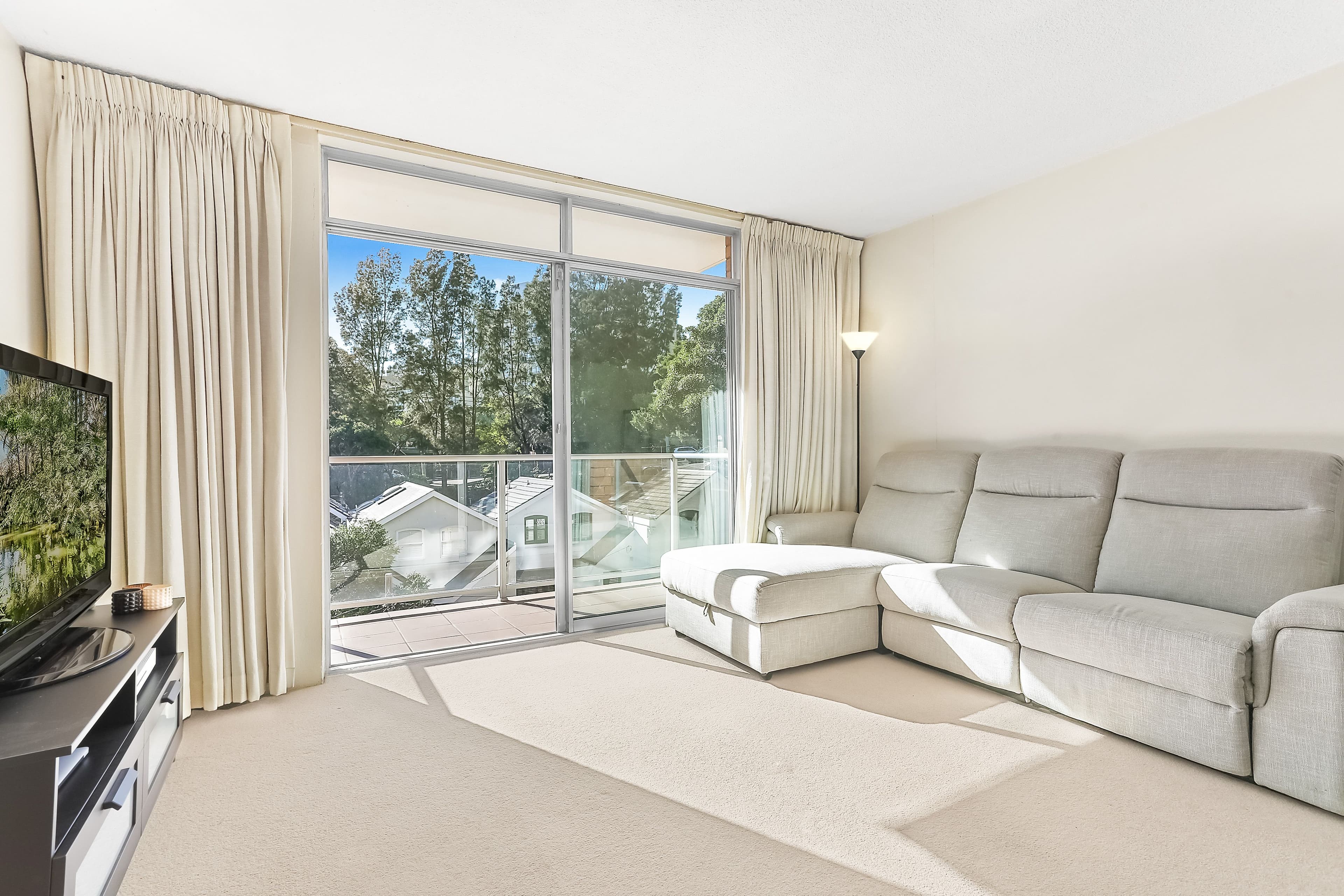 186 Sutherland Street, Paddington NSW 2021, Paddington - Thumbnail 2