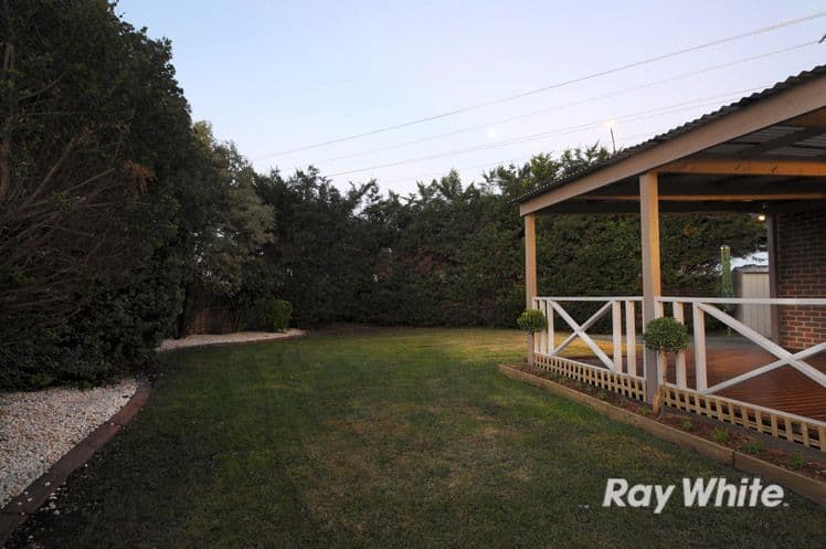 28 Seacombe Place, CRANBOURNE EAST VIC 3977, Cranbourne - Thumbnail 8