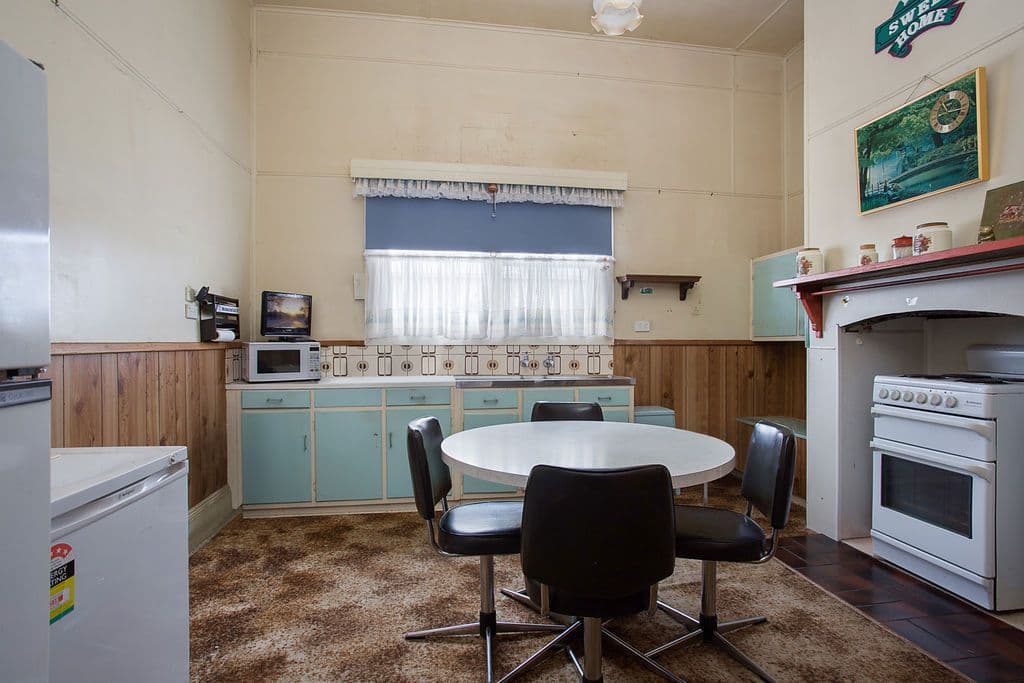36 Barkly Street, Camperdown VIC 3260, Camperdown - Thumbnail 2