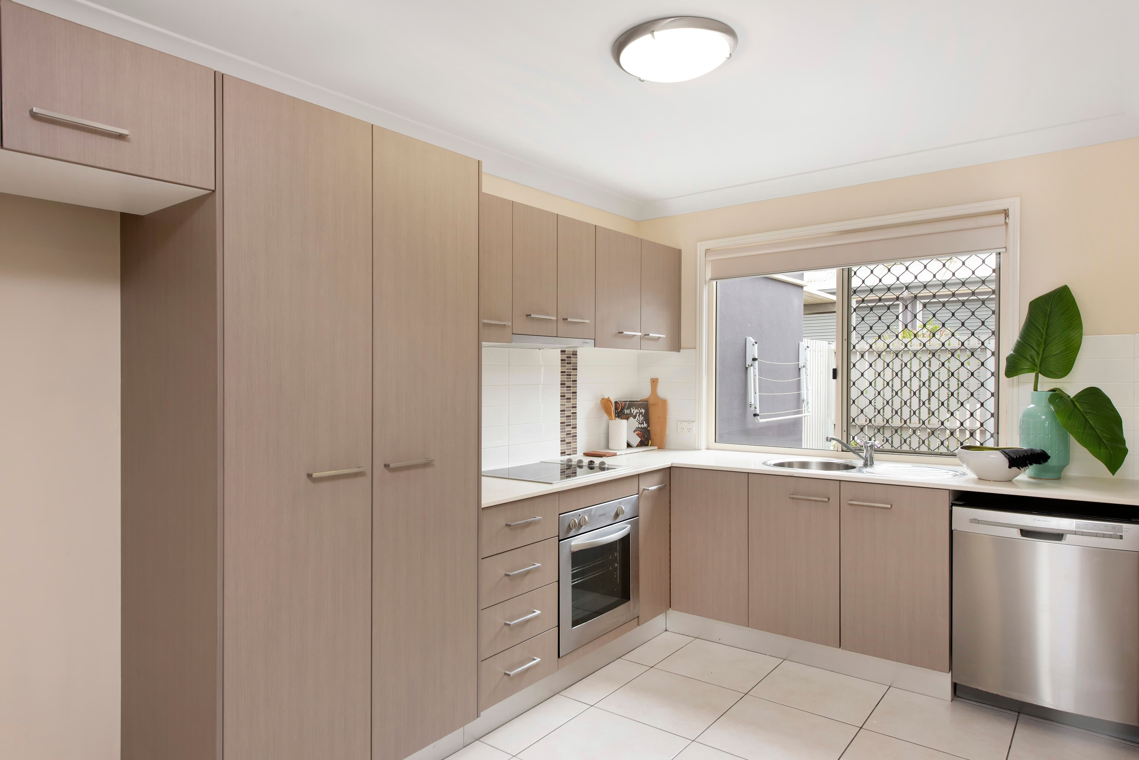 63 Hill Crescent, Carina Heights QLD 4152, Carina Heights - Thumbnail 5