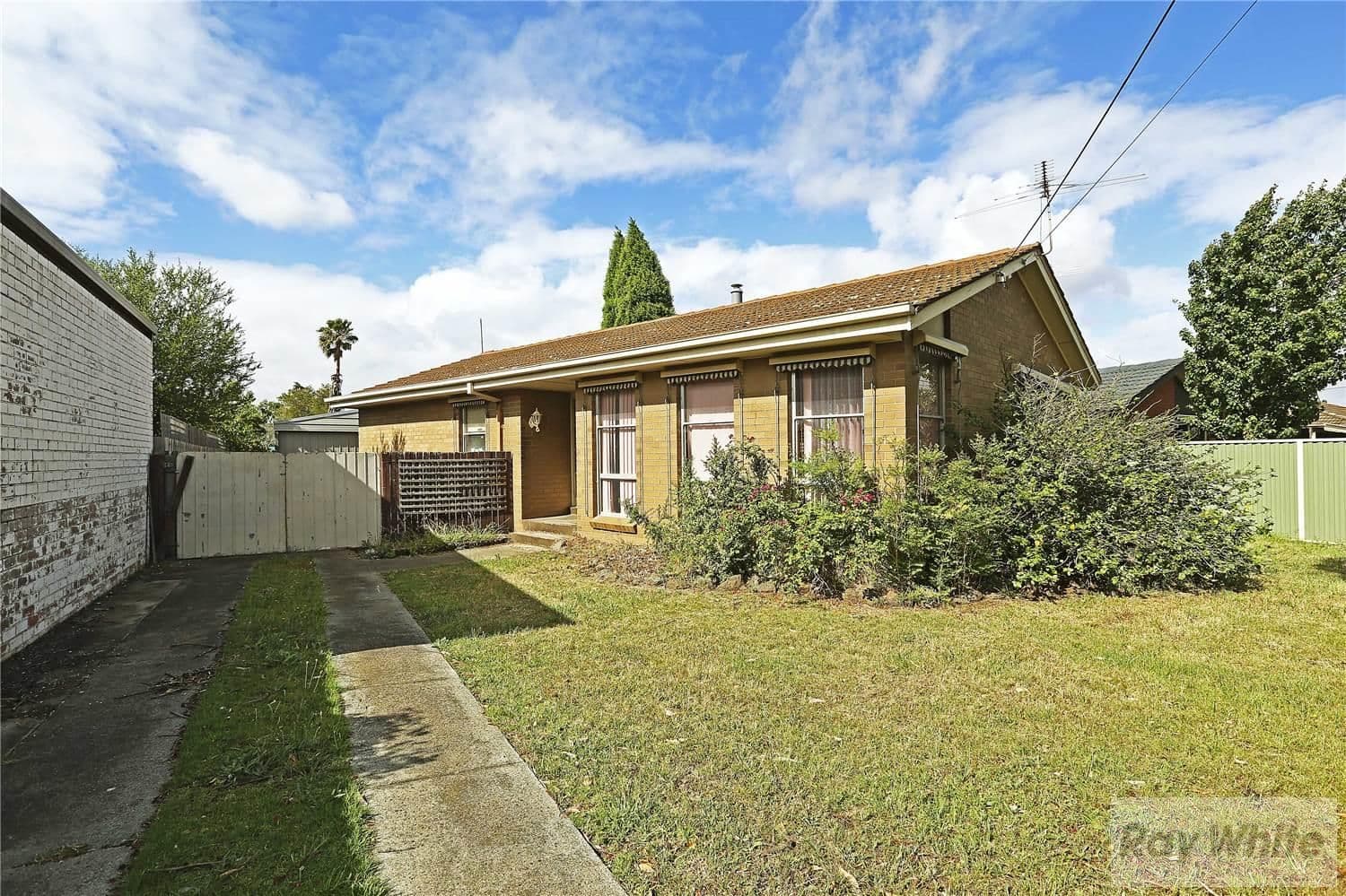 39 Howitt Avenue, Corio VIC 3214, Corio - Image 1