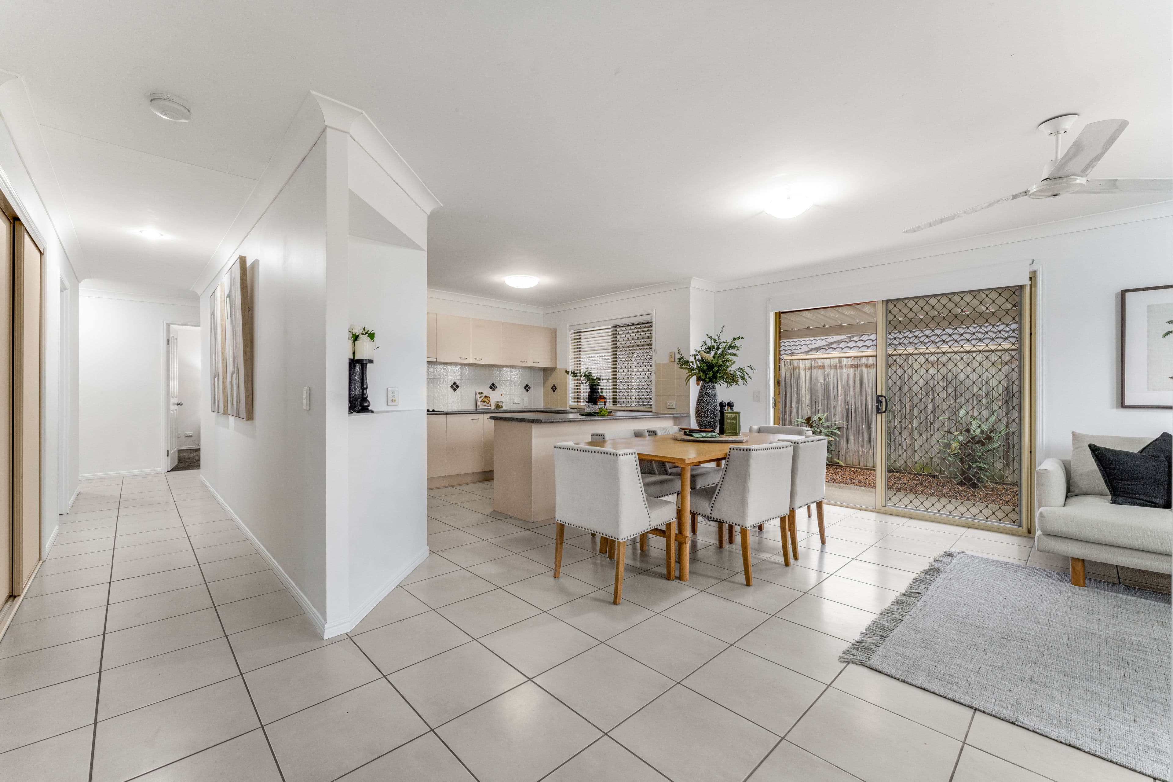 26 Elcock Avenue, Crestmead QLD 4132, Crestmead - Thumbnail 4