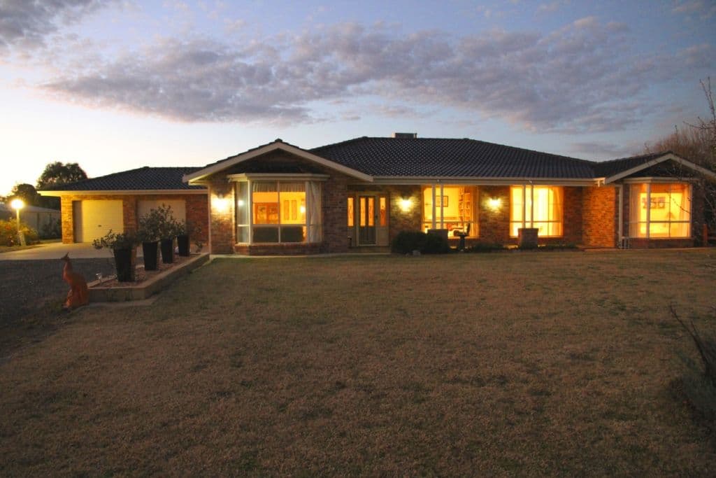 120 Stafford Drive, NARRABRI NSW 2390, Narrabri - Image 1