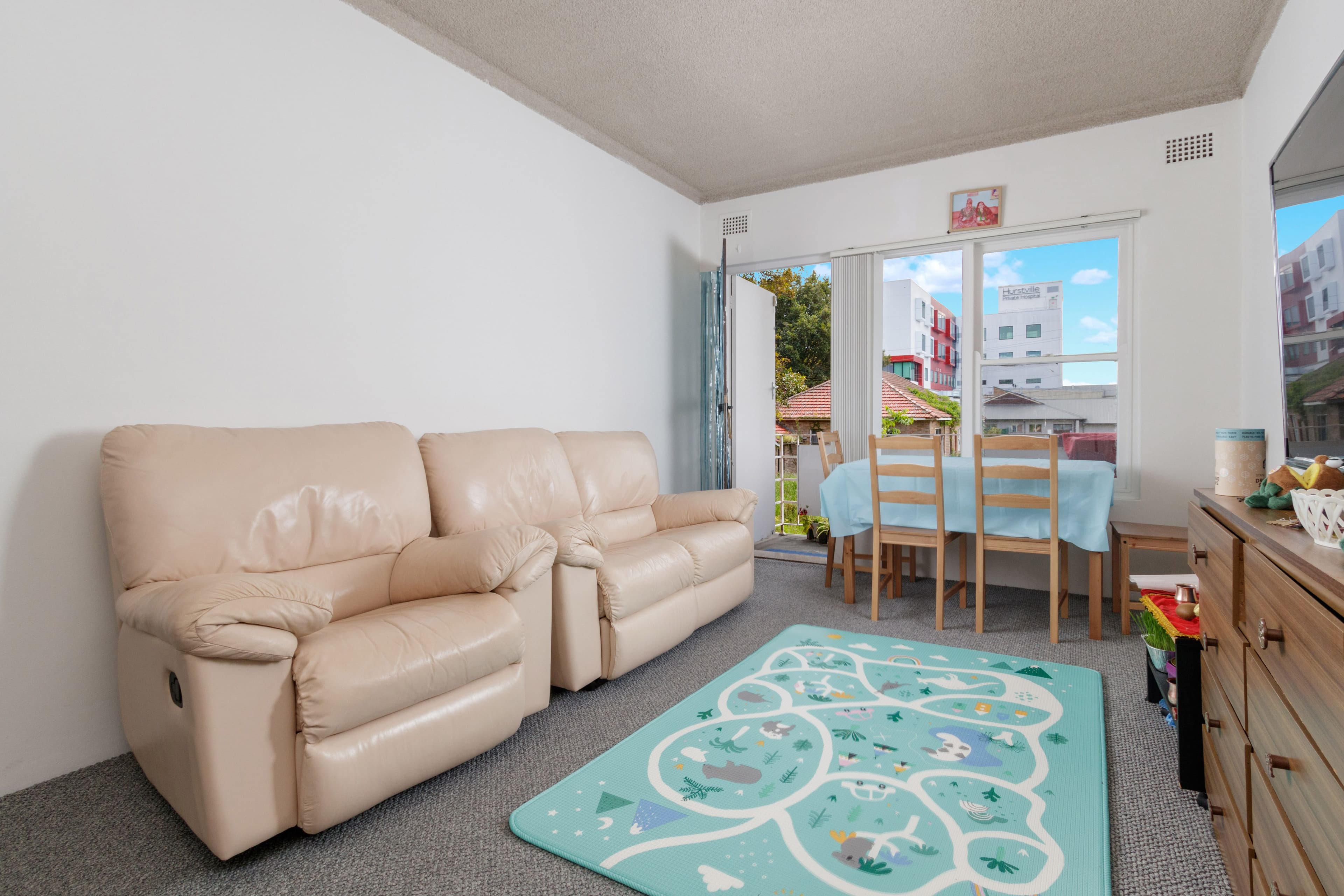 27 Gloucester Road, Hurstville NSW 2220, Hurstville - Thumbnail 2