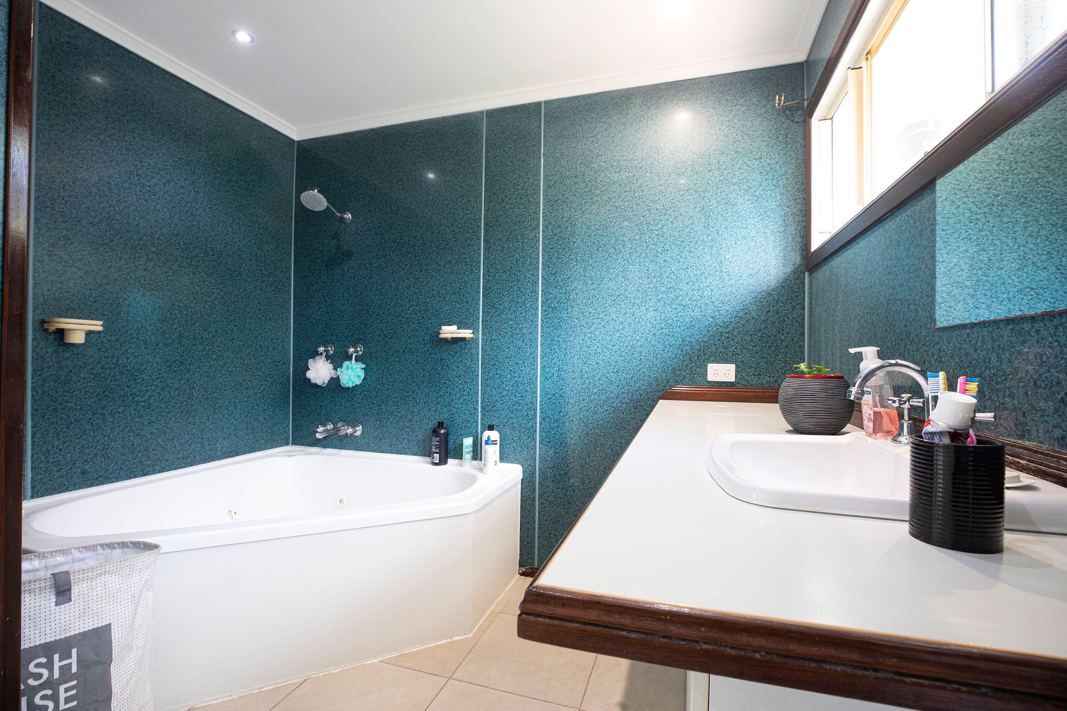 19 Macrossan Street, East Mackay QLD 4740, East Mackay - Thumbnail 8