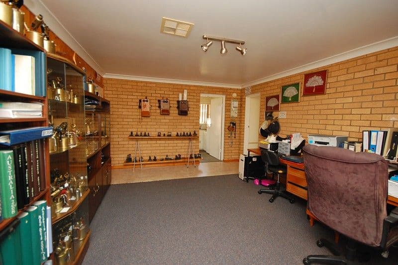 10 Bellbird Street, COLEAMBALLY NSW 2707, Coleambally - Thumbnail 6