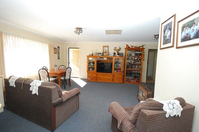 10 Bellbird Street, COLEAMBALLY NSW 2707, Coleambally - Thumbnail 7