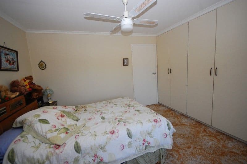 10 Bellbird Street, COLEAMBALLY NSW 2707, Coleambally - Thumbnail 8