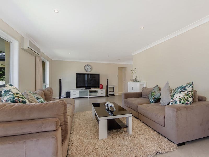 1 Bowmore Court, Merrimac QLD 4226, Merrimac - Thumbnail 5