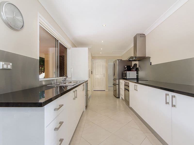 1 Bowmore Court, Merrimac QLD 4226, Merrimac - Thumbnail 7