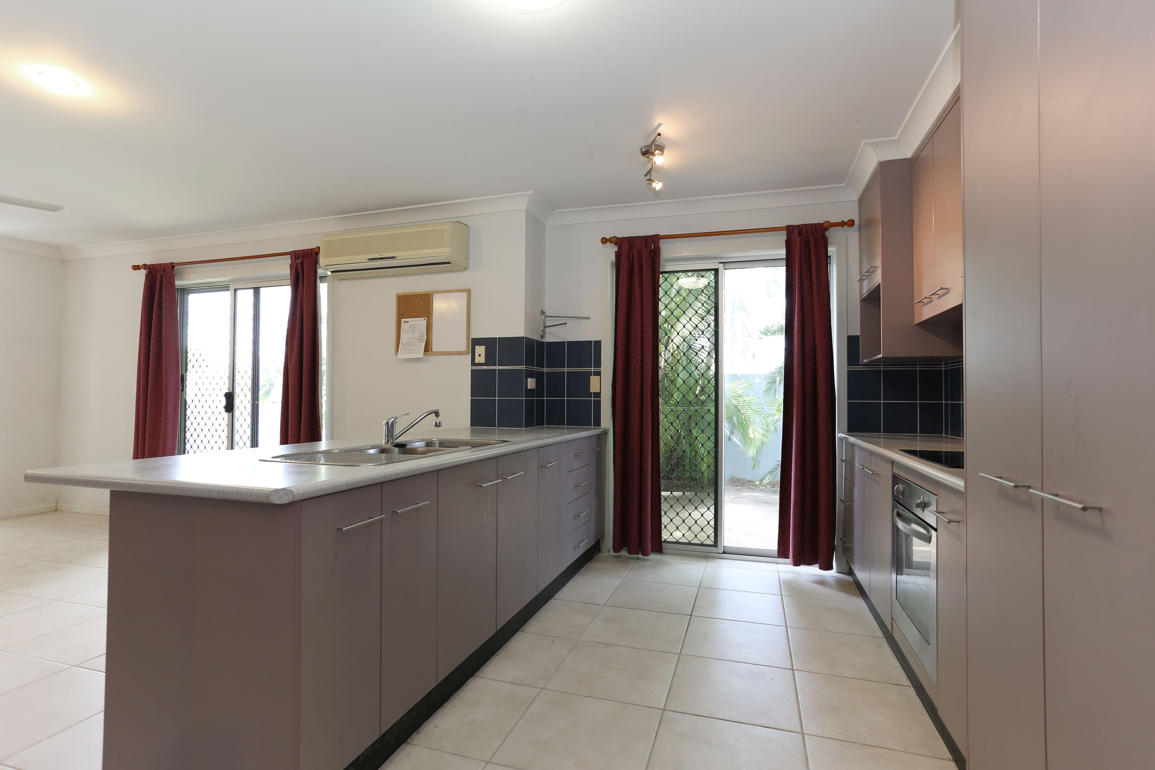 2 Galletly Street, West Mackay QLD 4740, West Mackay - Thumbnail 3