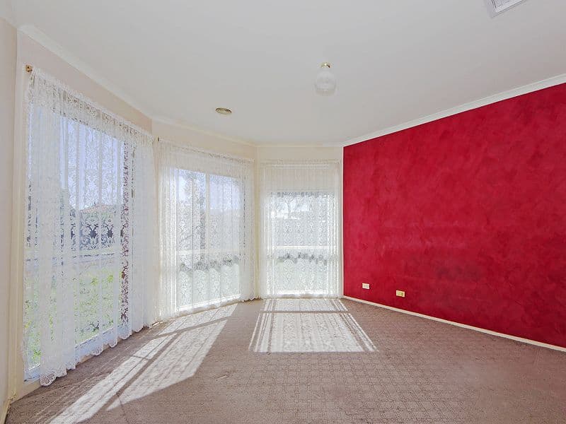 73 Cleveland Drive, HOPPERS CROSSING VIC 3029, Hoppers Crossing - Thumbnail 4