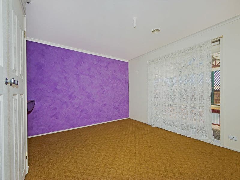 73 Cleveland Drive, HOPPERS CROSSING VIC 3029, Hoppers Crossing - Thumbnail 5