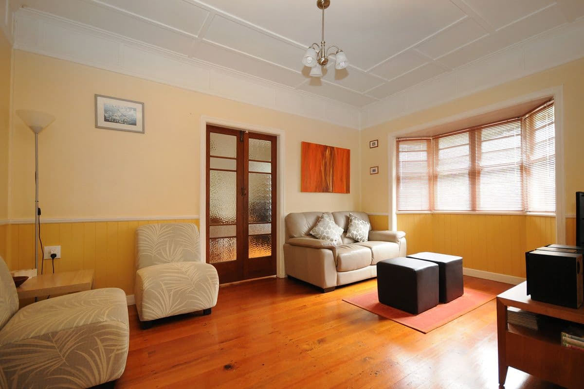 271 West Street, HARRISTOWN QLD 4350, Harristown - Thumbnail 2