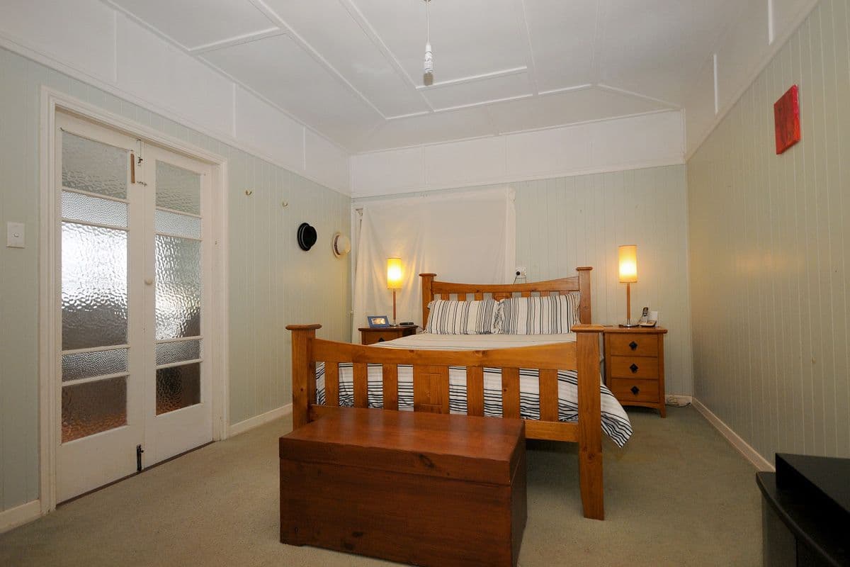 271 West Street, HARRISTOWN QLD 4350, Harristown - Thumbnail 6