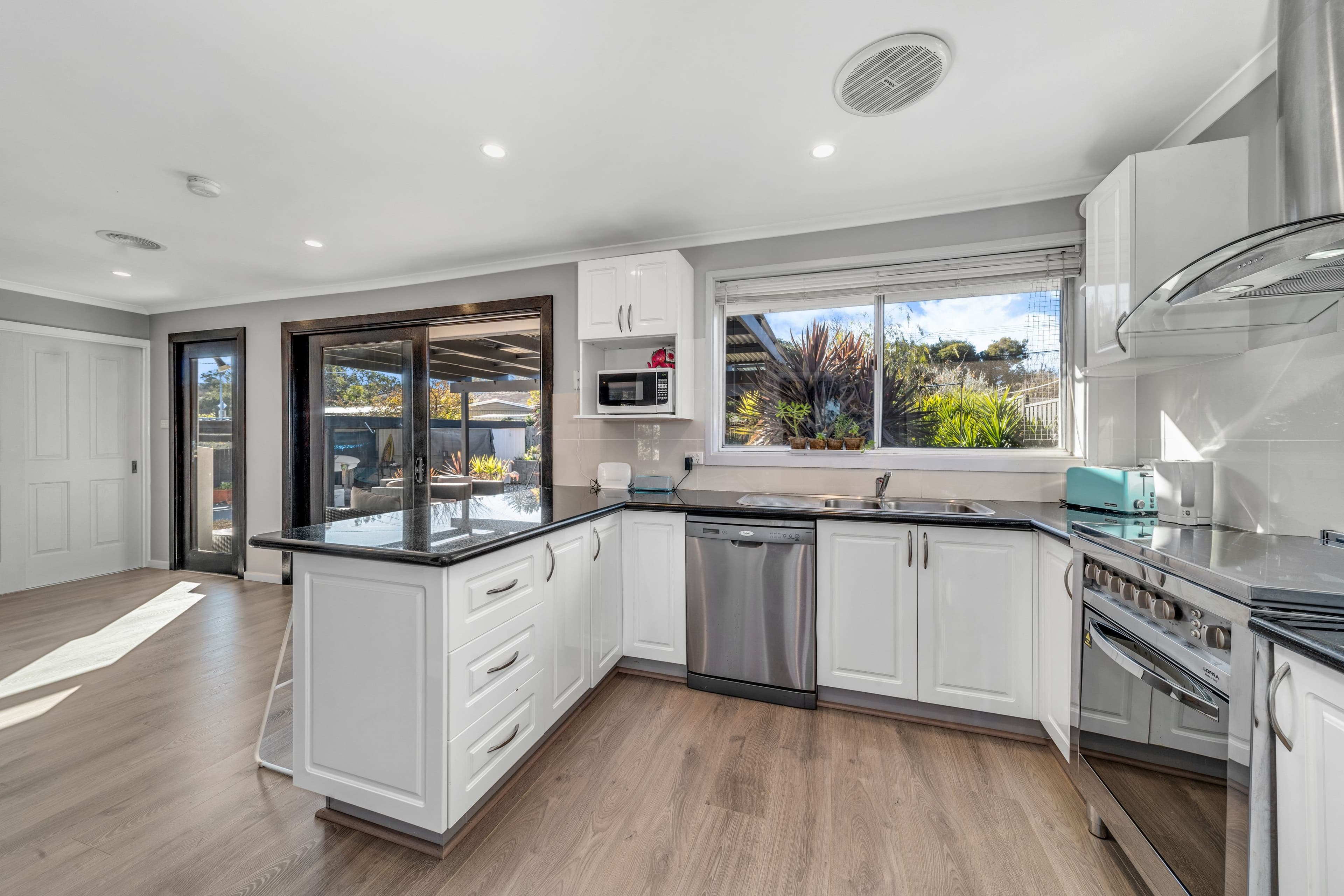 81 Summerland Circuit, Kambah ACT 2902, Kambah - Thumbnail 7
