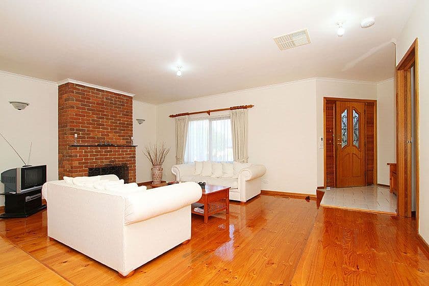 10 Telopea Crescent, MILL PARK VIC 3082, Mill Park - Thumbnail 6