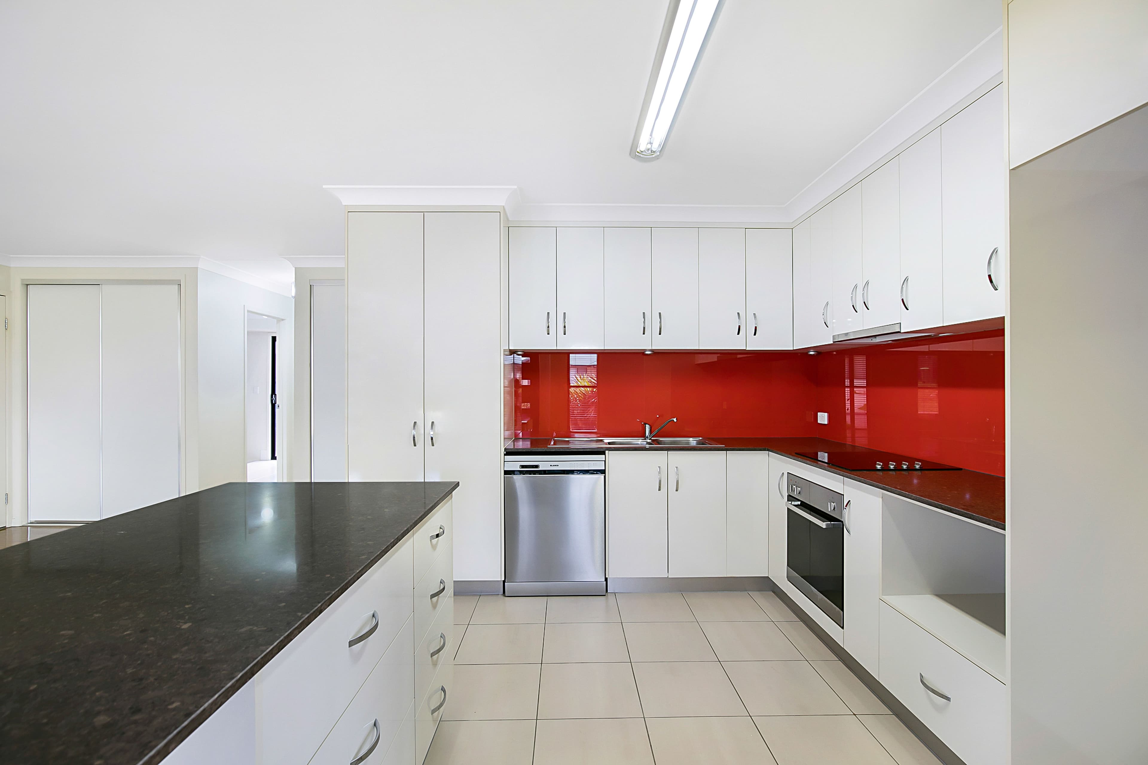 1 Wareena Crescent, Glenvale QLD 4350, Glenvale - Thumbnail 2