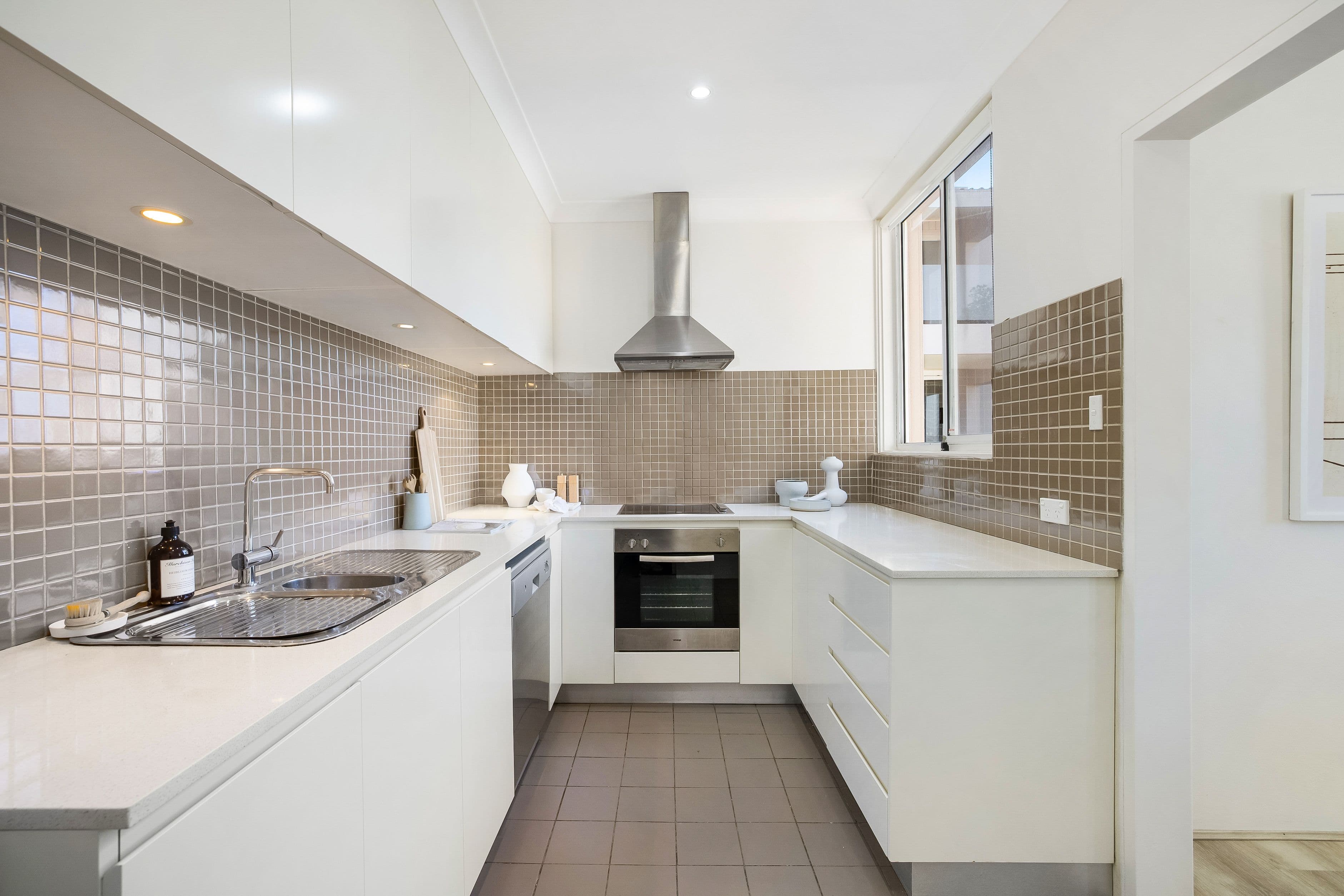 3 Pacific Avenue, Tamarama NSW 2026, Tamarama - Thumbnail 5