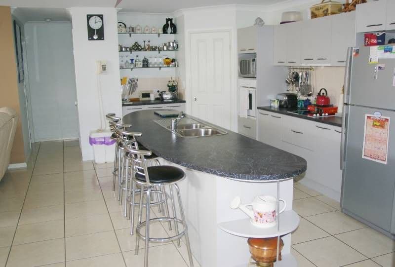 7 Gladstone Court, DECEPTION BAY QLD 4508, Deception Bay - Thumbnail 4