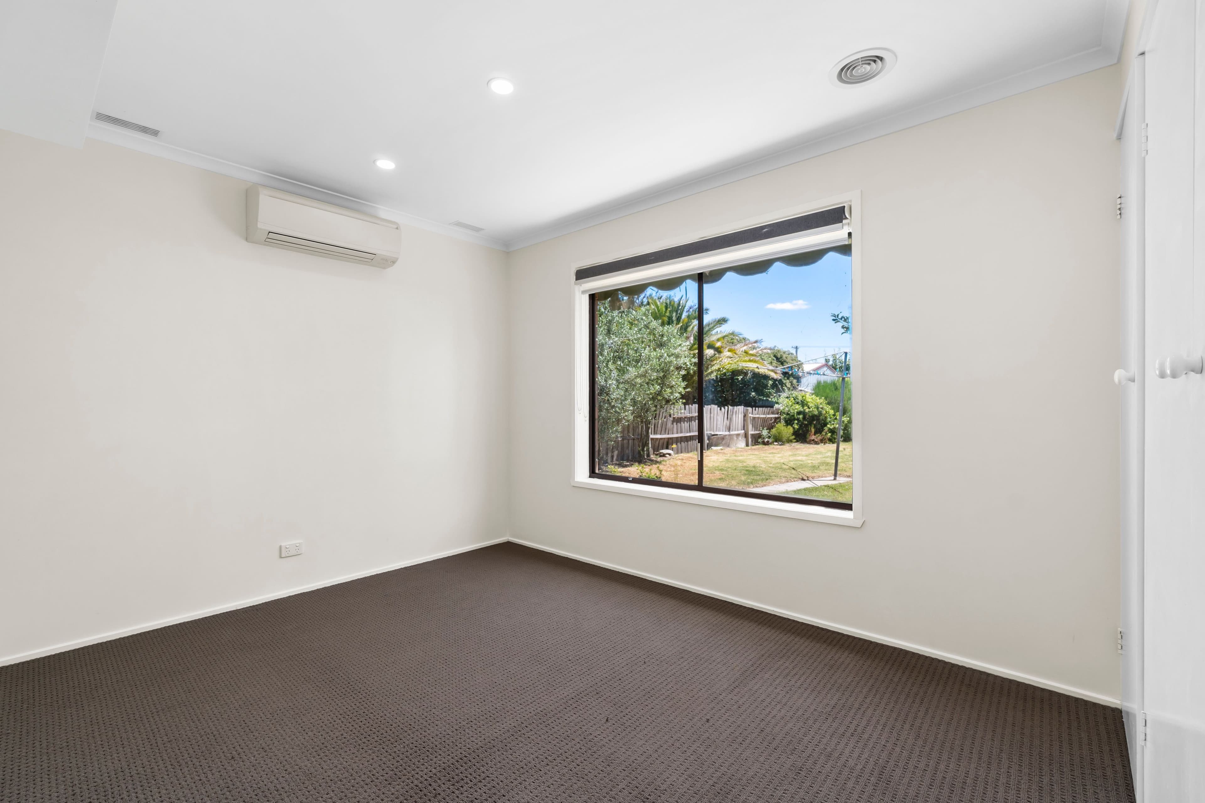 217 Sinclair Street S, Colac VIC 3250, Colac - Thumbnail 8