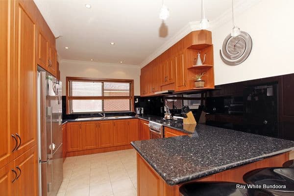 32 Dallas Drive, LALOR VIC 3075, Lalor - Thumbnail 4
