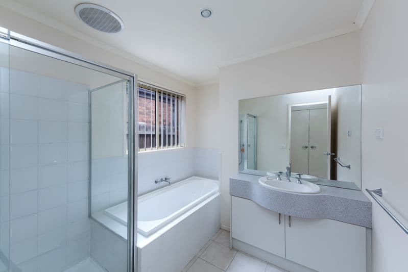 39 Tandara Circuit, Melton West VIC 3337, Melton West - Thumbnail 6